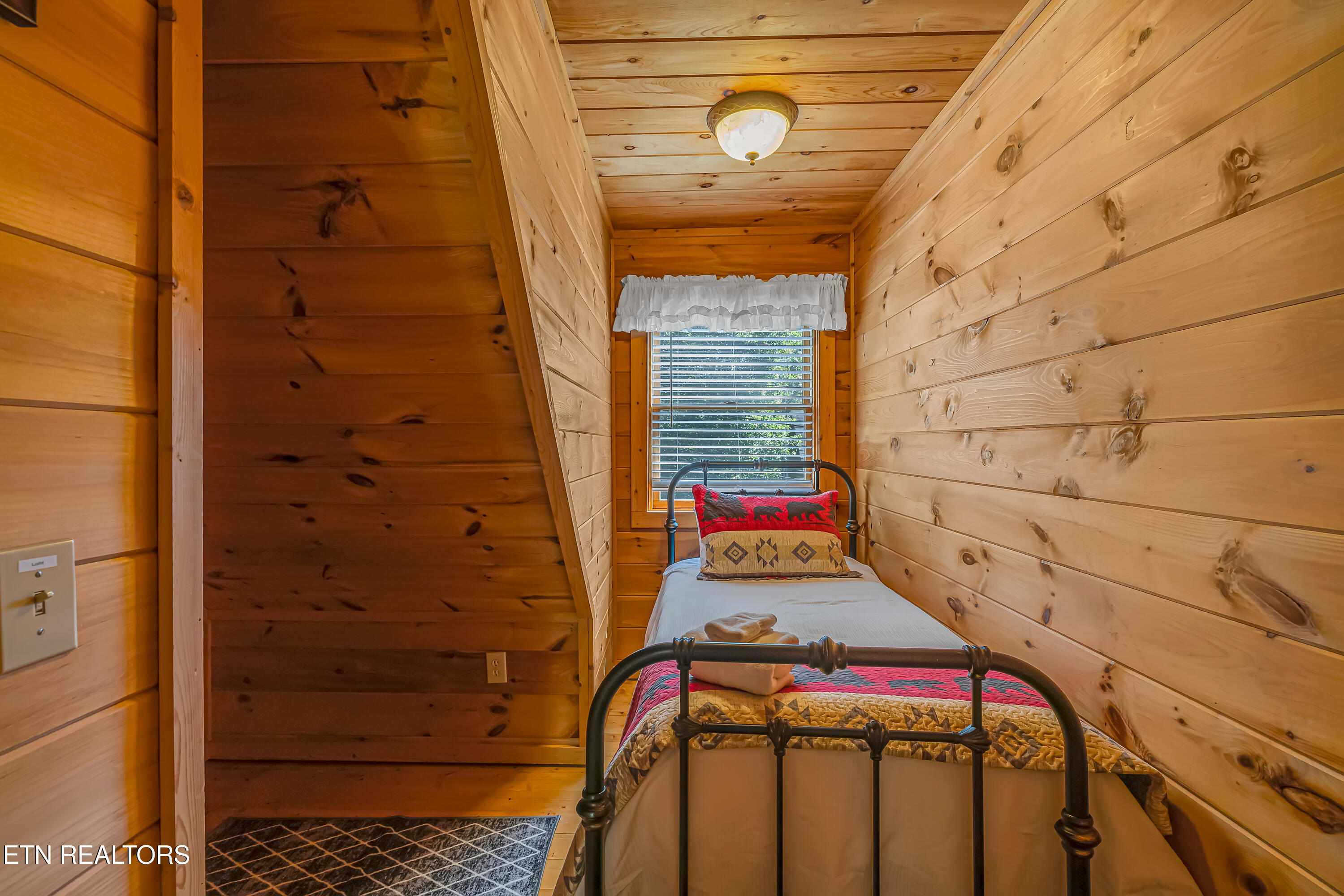 309 Elk Cove Way Gatlinburg TN 37738