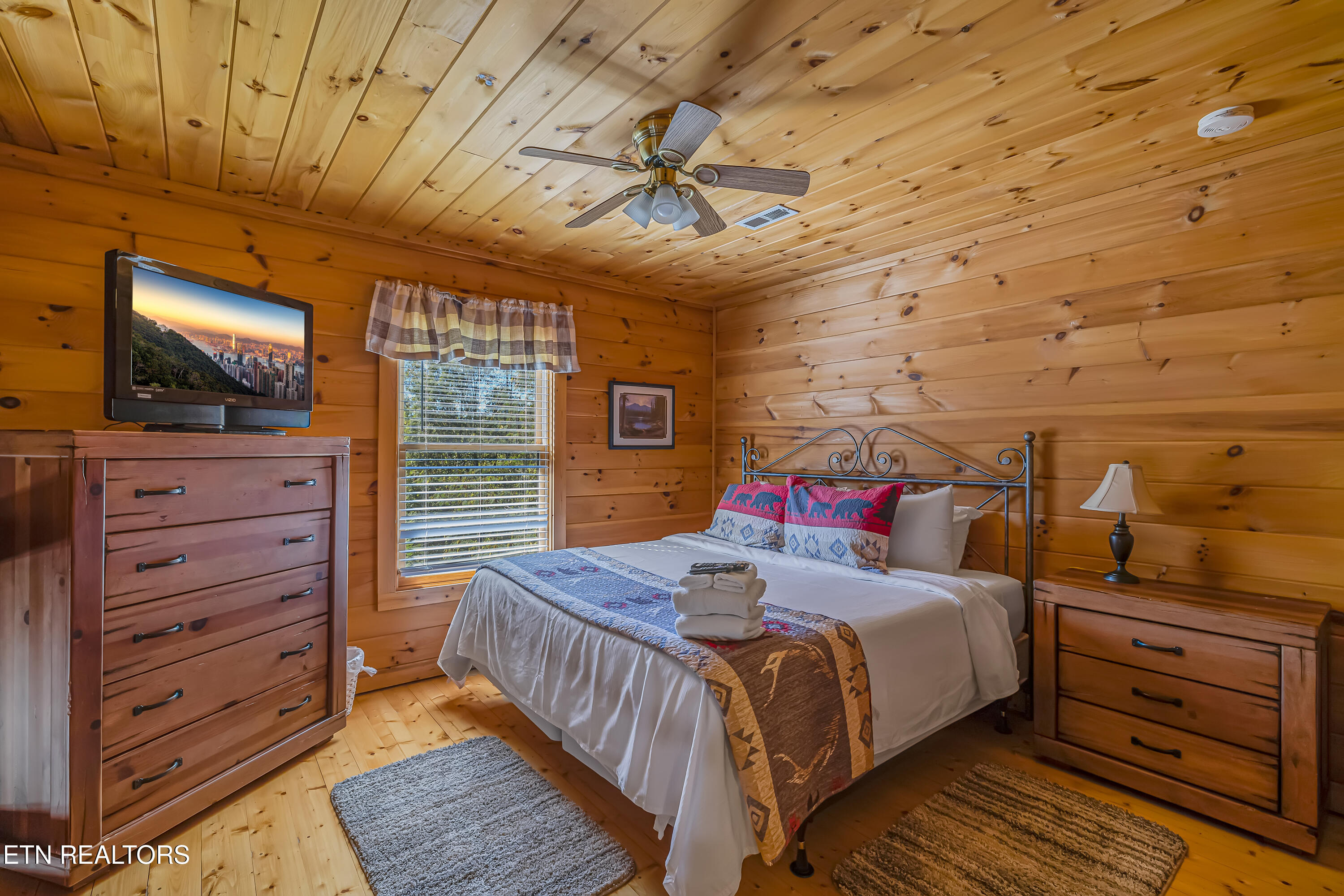 309 Elk Cove Way Gatlinburg TN 37738