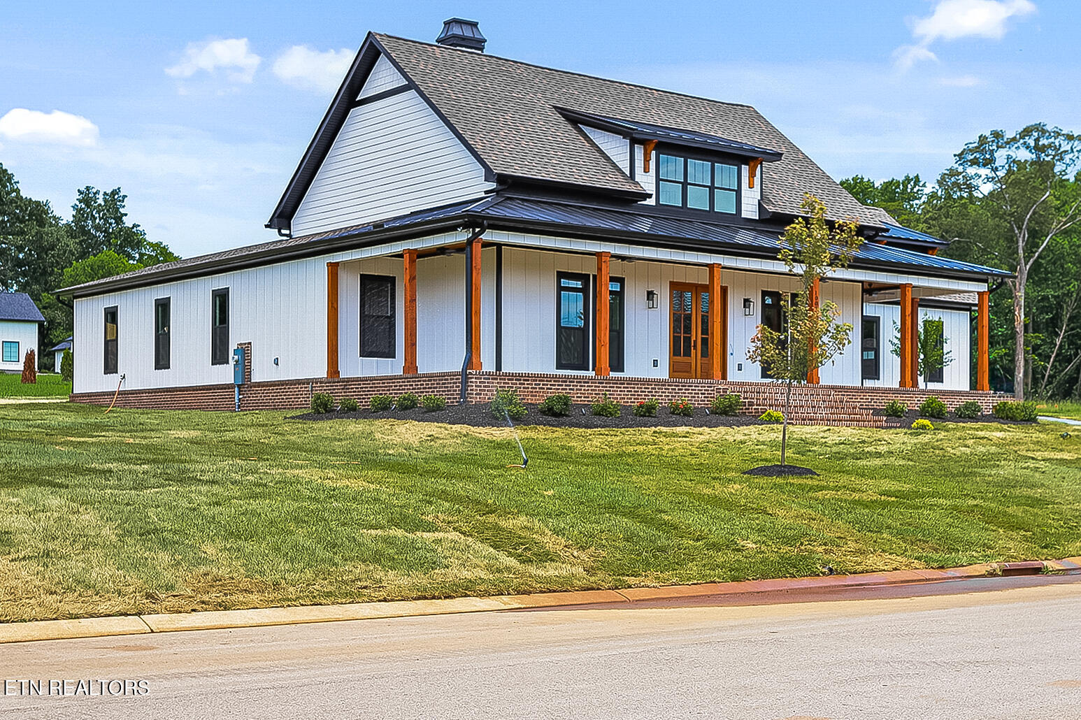 1005 Sophie Drive Greenback TN 37742