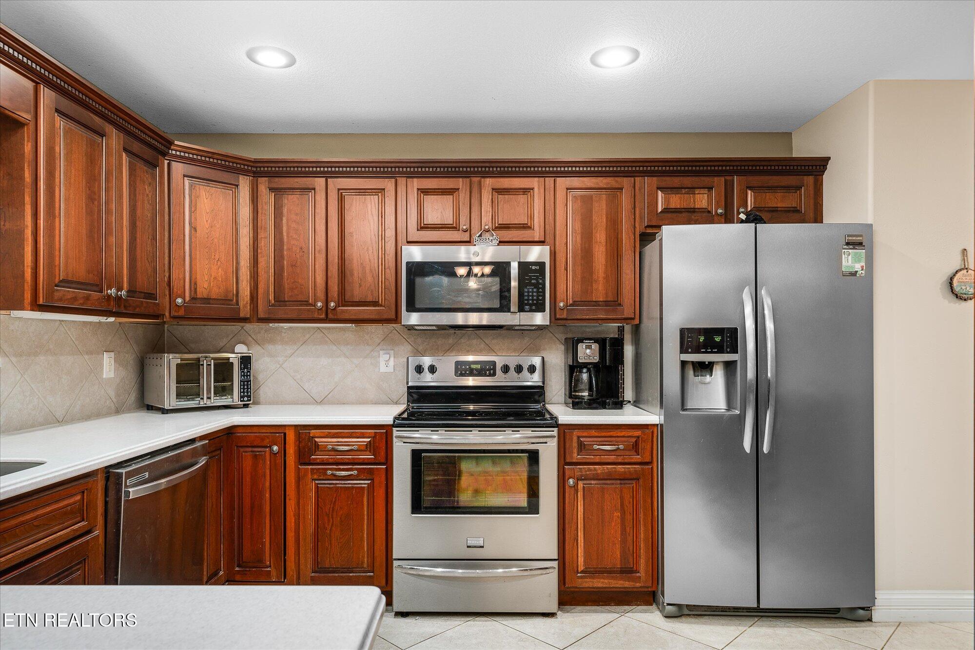 182 Canterbury Drive Crossville TN 38558