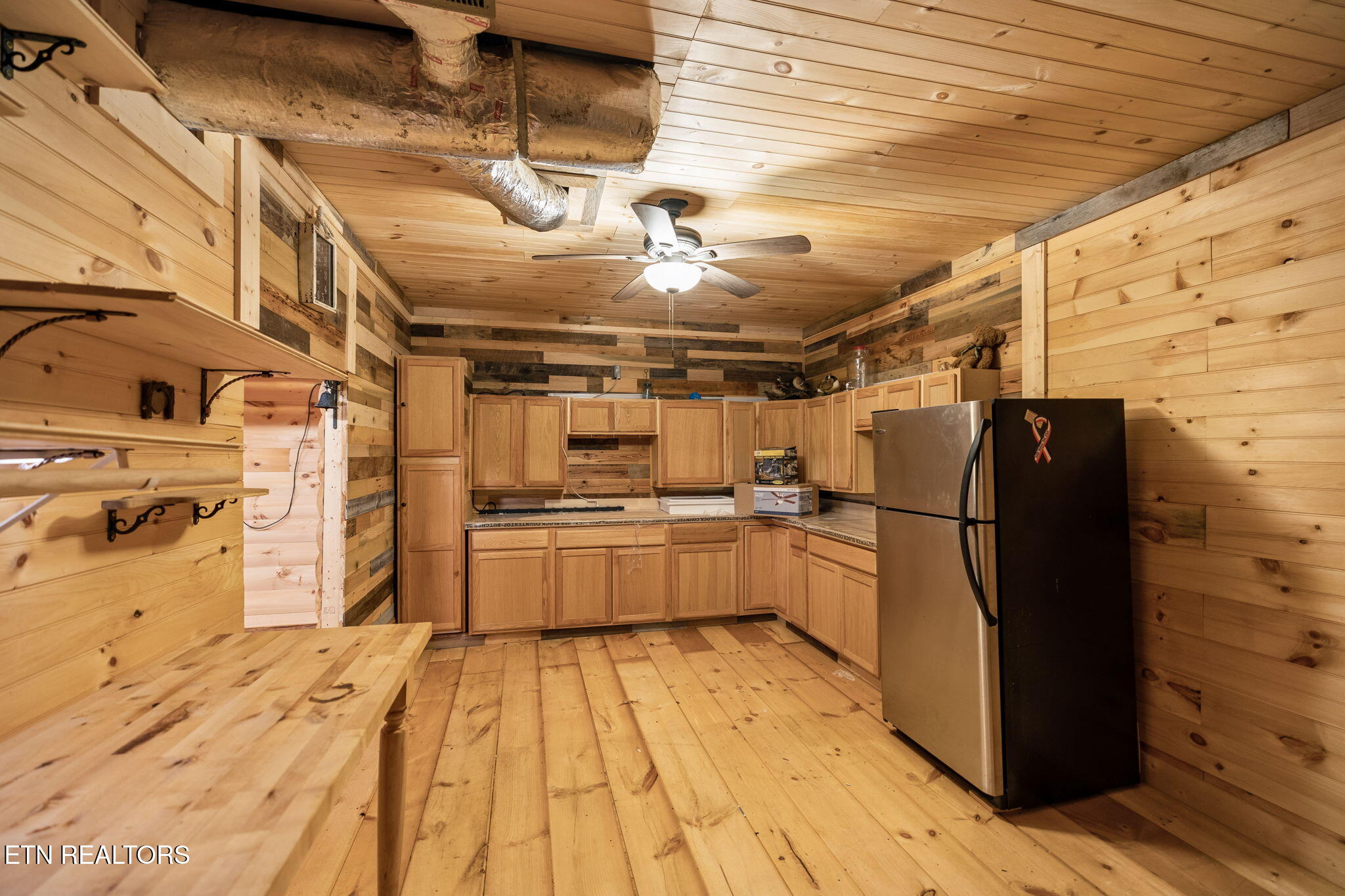 369 Oak Lake Drive Sevierville TN 37876