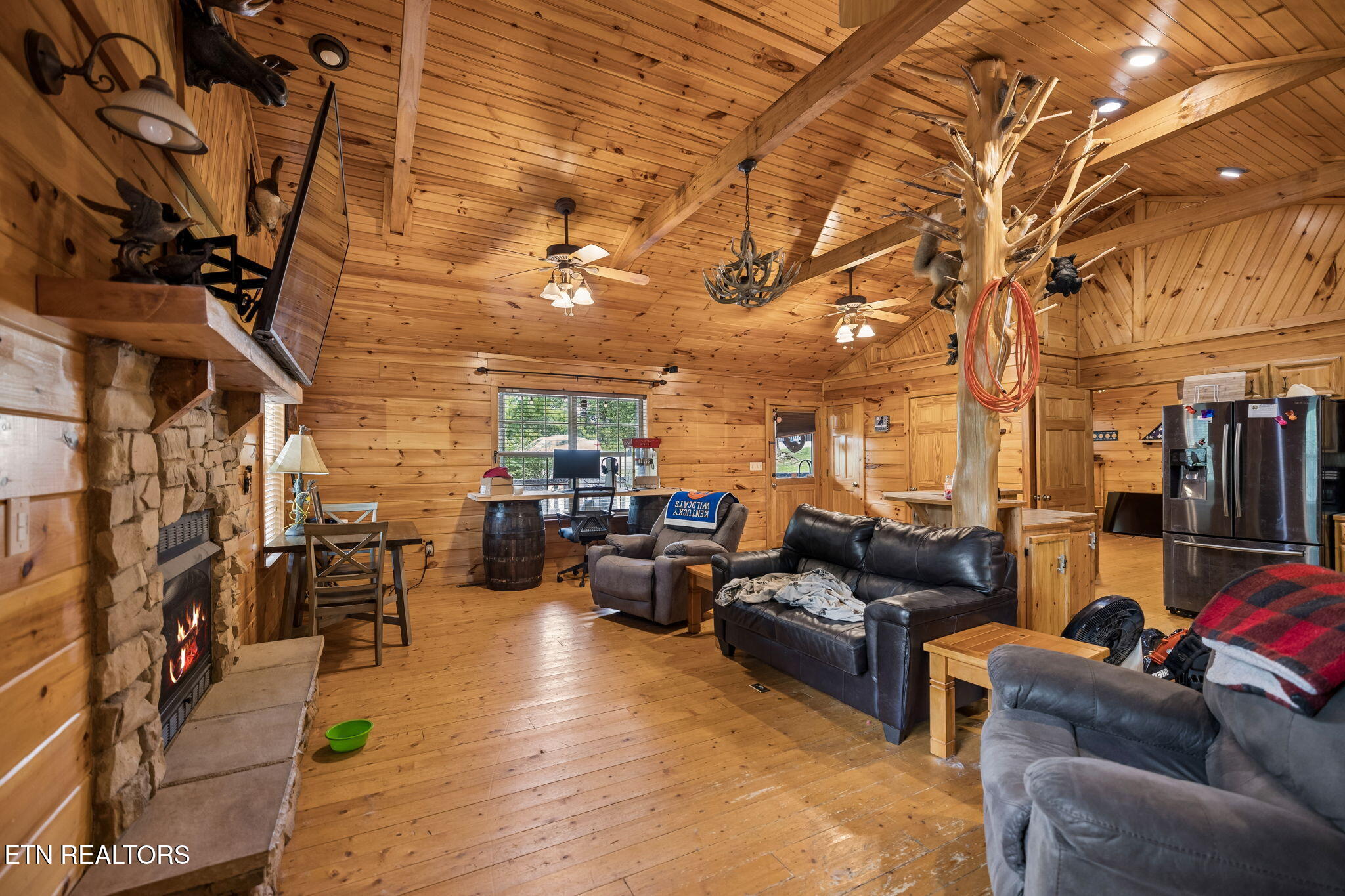 369 Oak Lake Drive Sevierville TN 37876