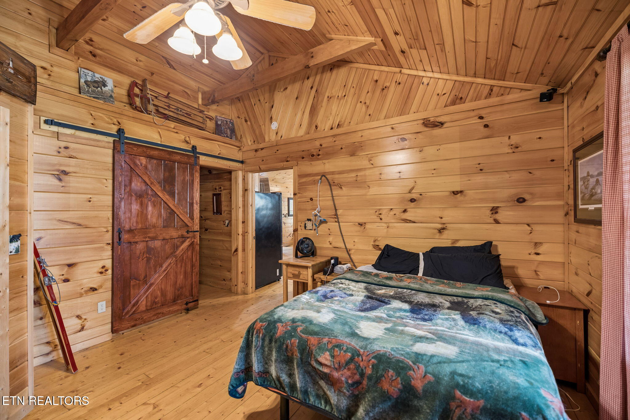 369 Oak Lake Drive Sevierville TN 37876