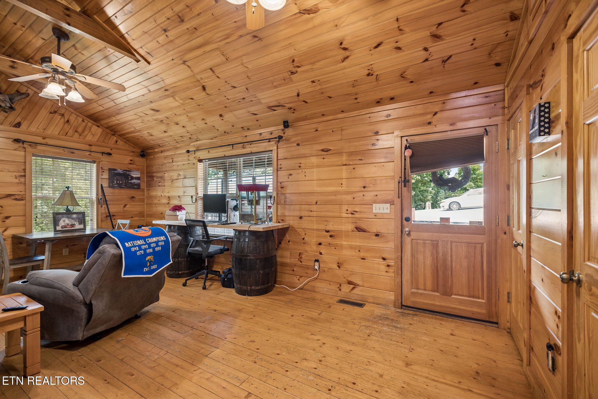 369 Oak Lake Drive Sevierville TN 37876