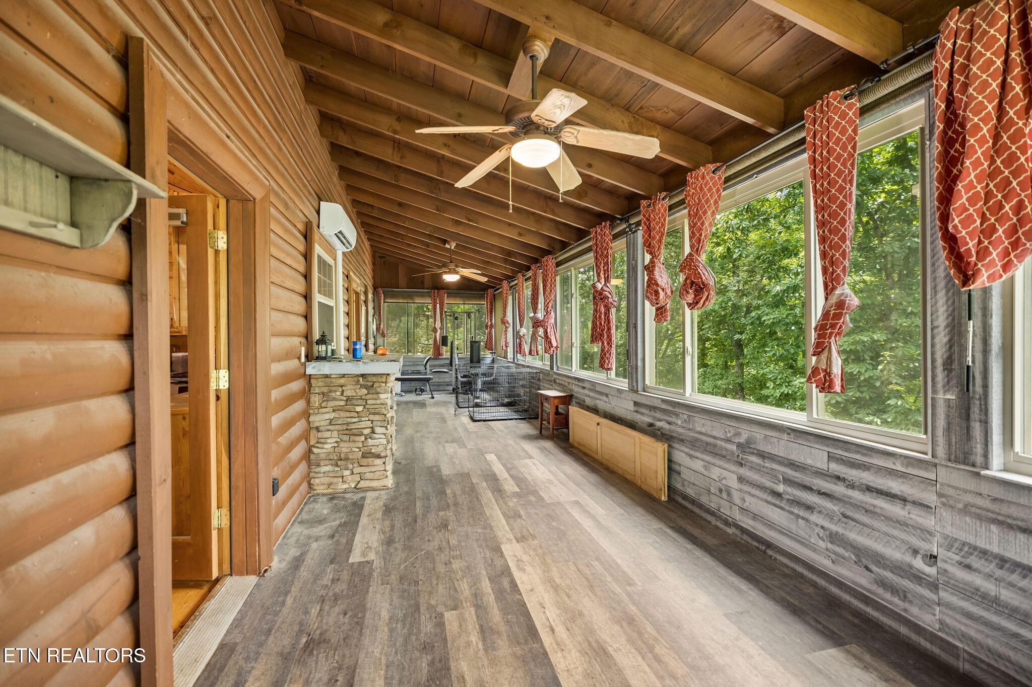 369 Oak Lake Drive Sevierville TN 37876