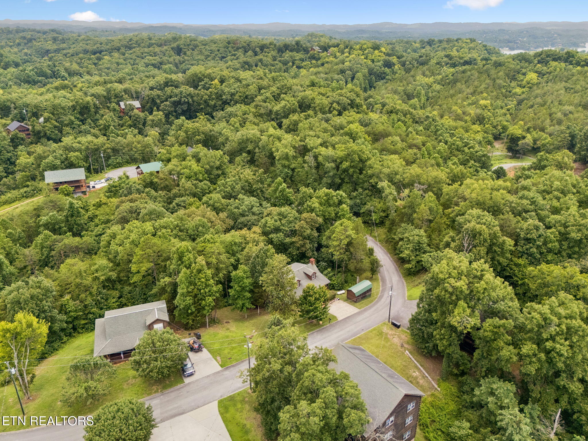 369 Oak Lake Drive Sevierville TN 37876