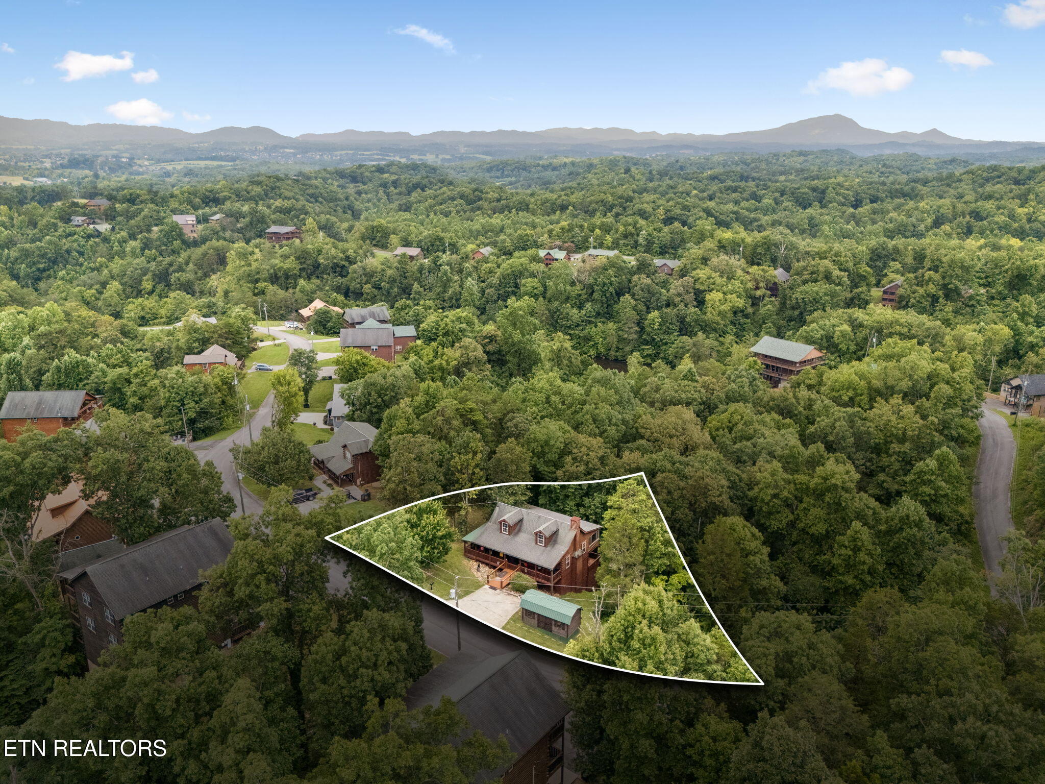 369 Oak Lake Drive Sevierville TN 37876