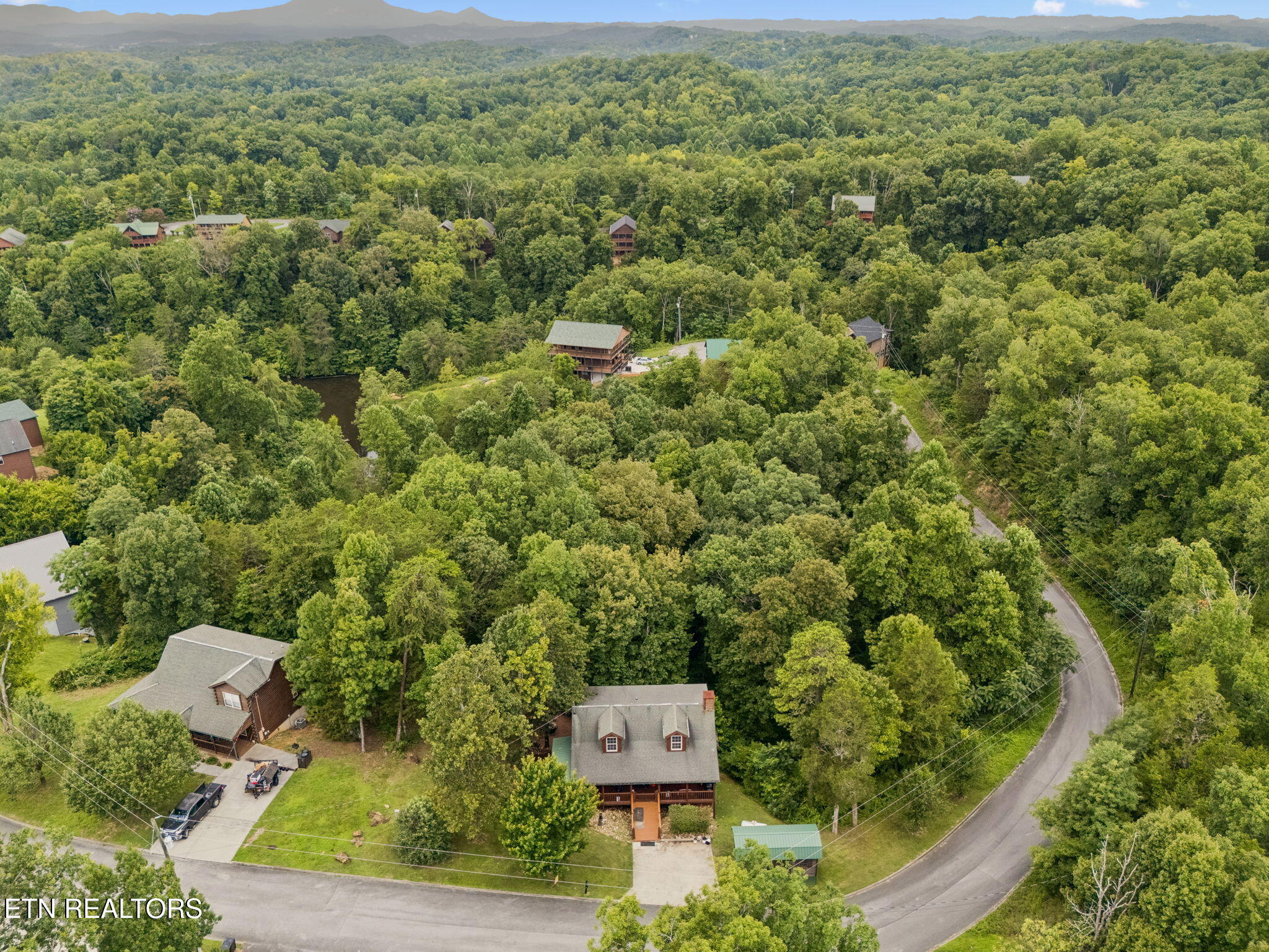 369 Oak Lake Drive Sevierville TN 37876