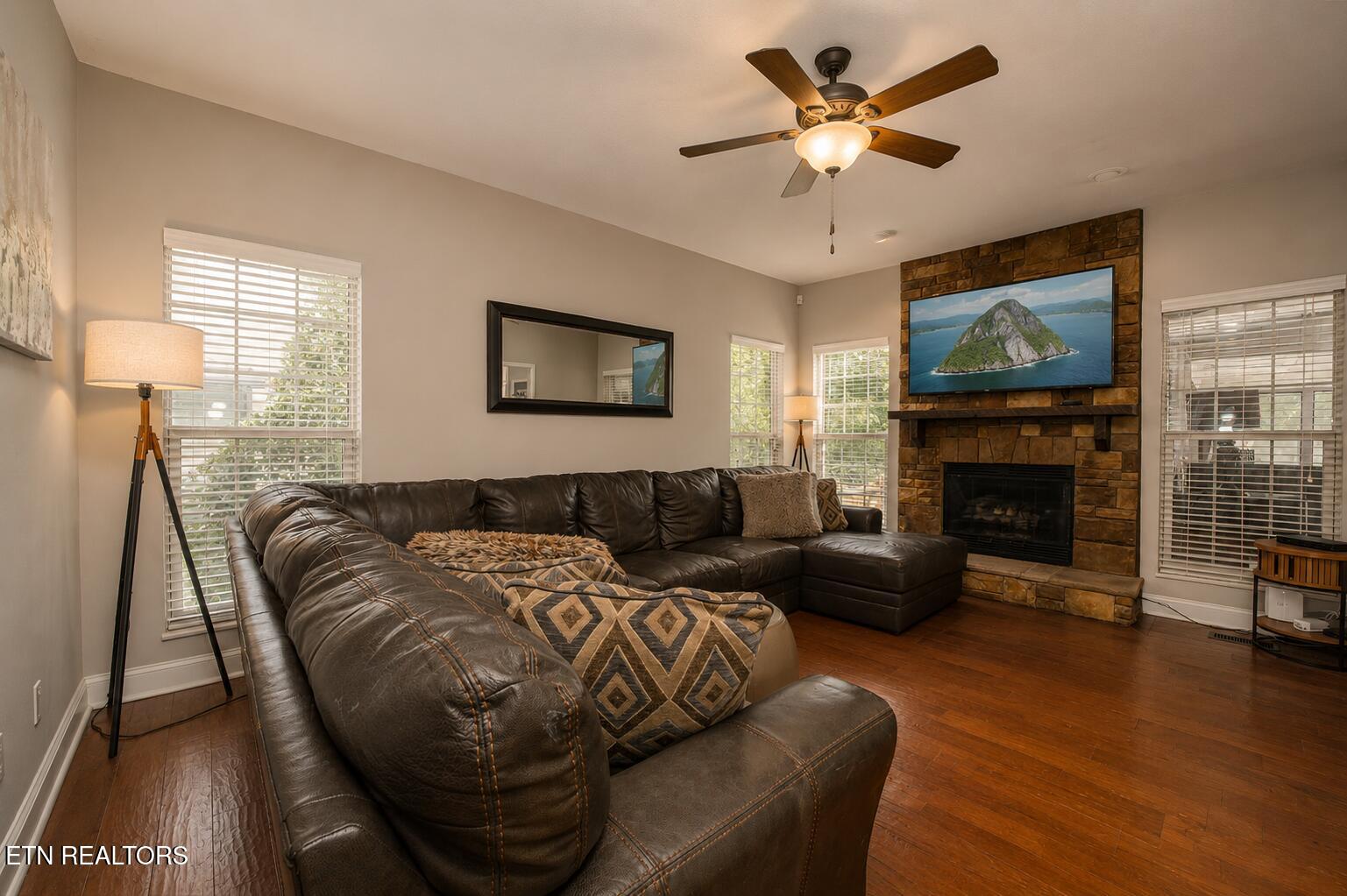 7228 Autumn View Lane Powell TN 37849