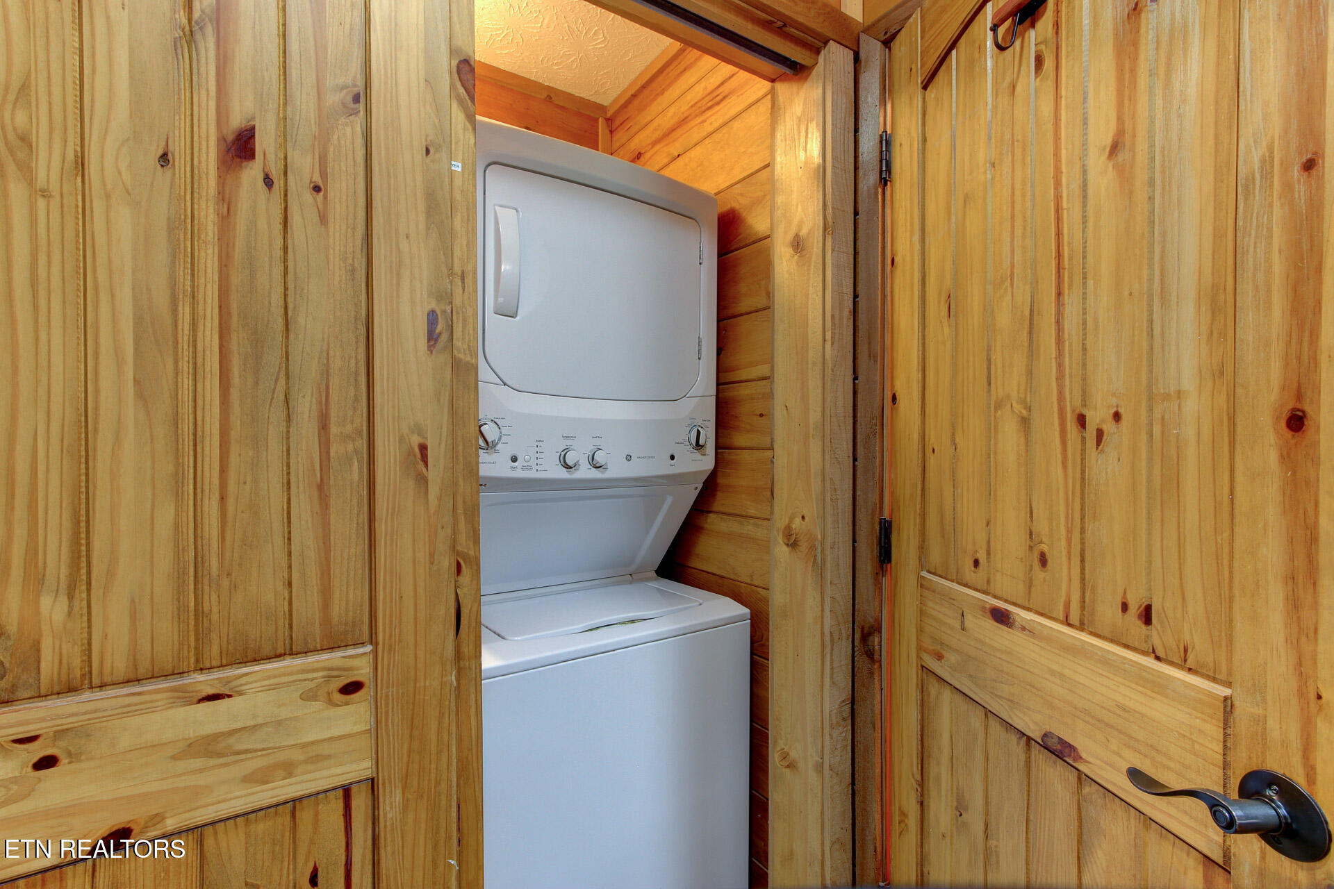 919 Grey Fox Trail Gatlinburg TN 37738