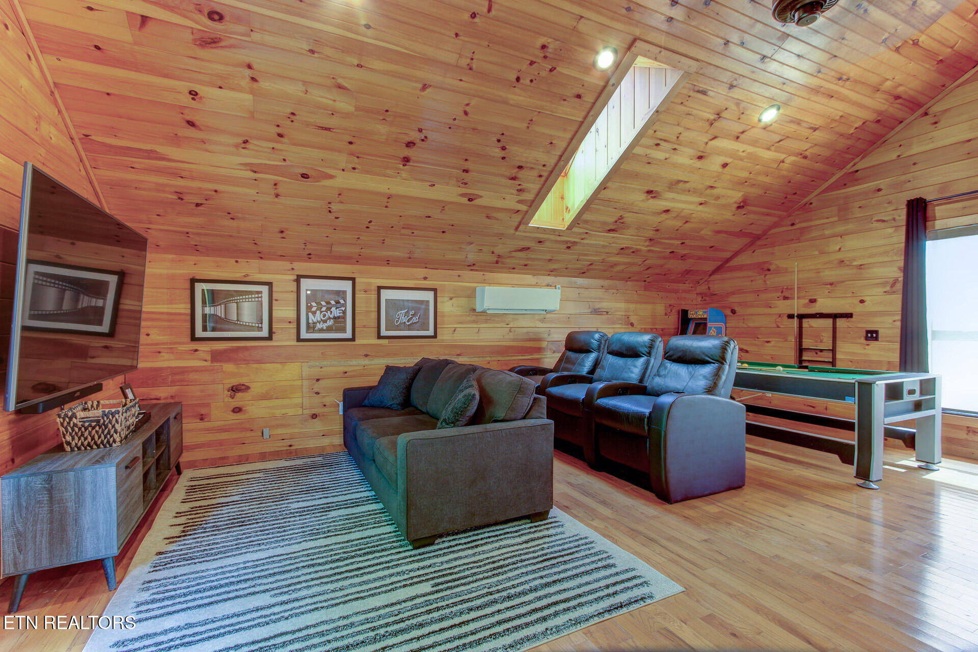 919 Grey Fox Trail Gatlinburg TN 37738