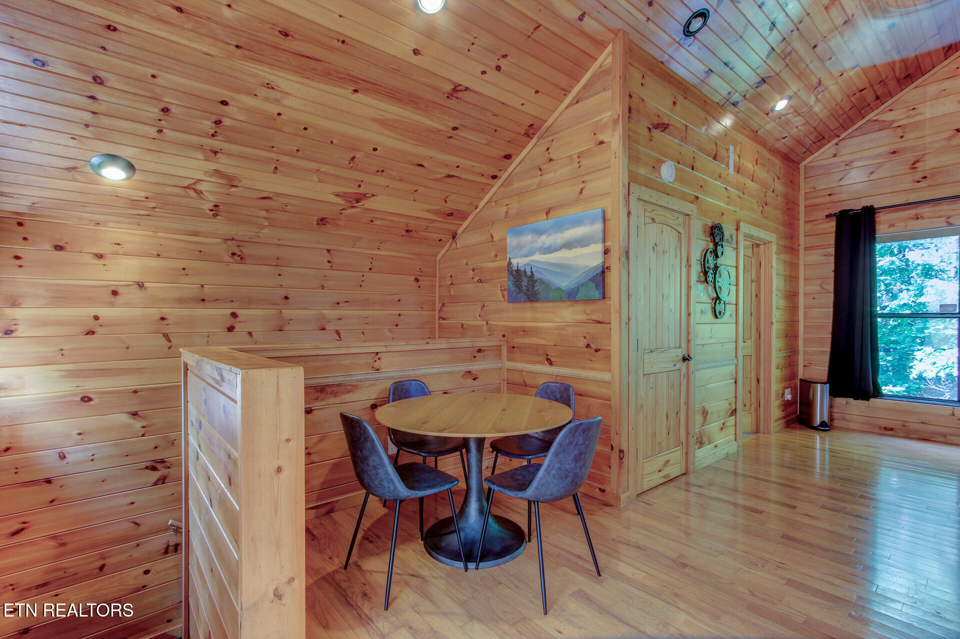 919 Grey Fox Trail Gatlinburg TN 37738