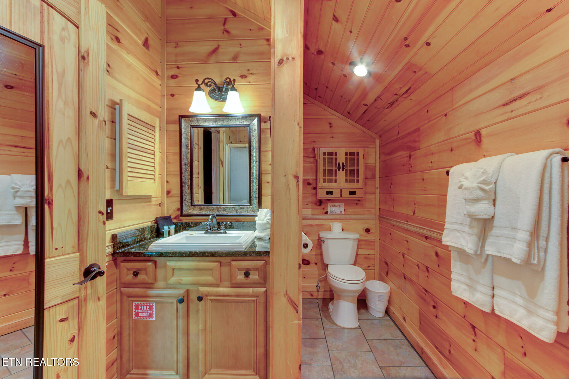 919 Grey Fox Trail Gatlinburg TN 37738