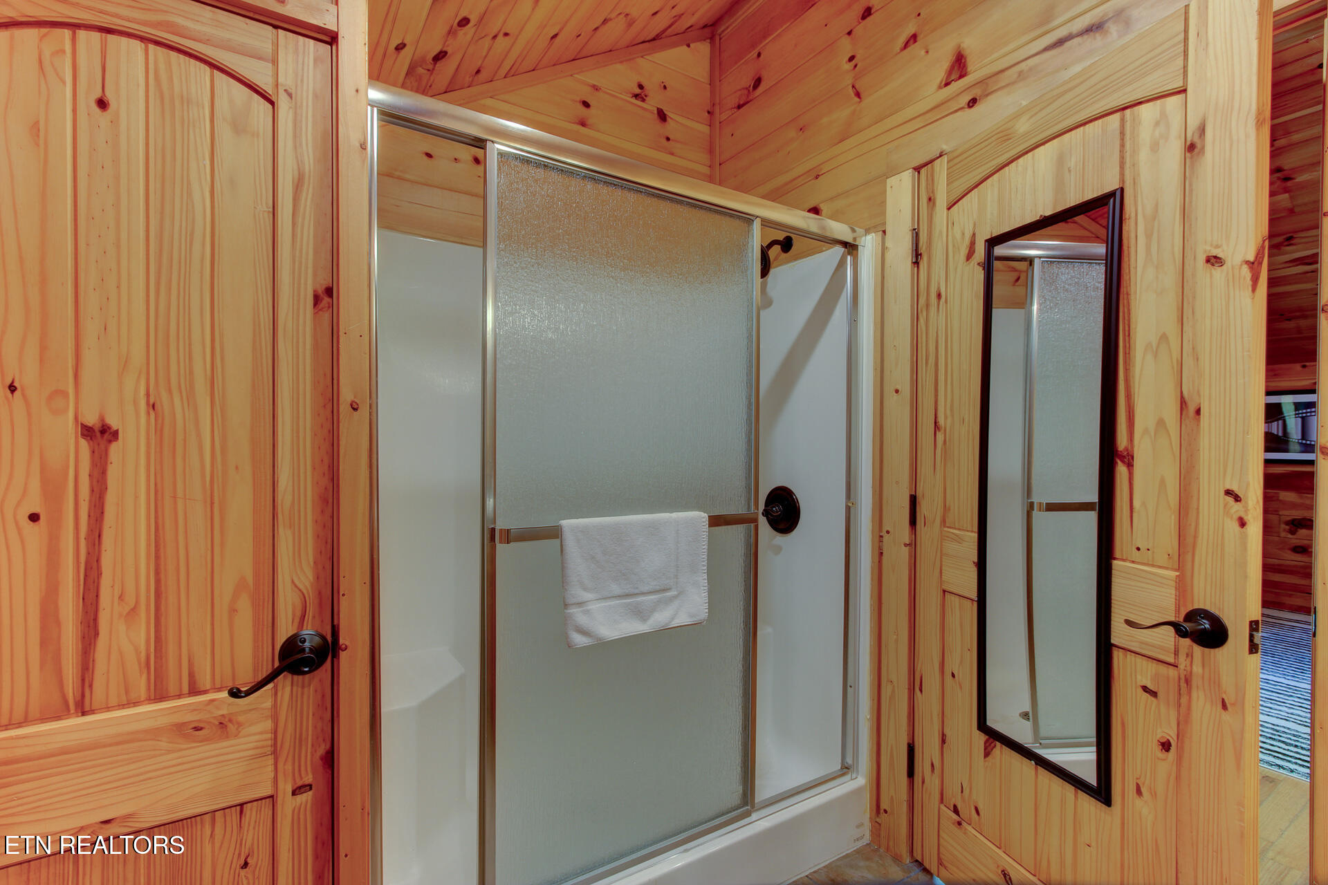 919 Grey Fox Trail Gatlinburg TN 37738