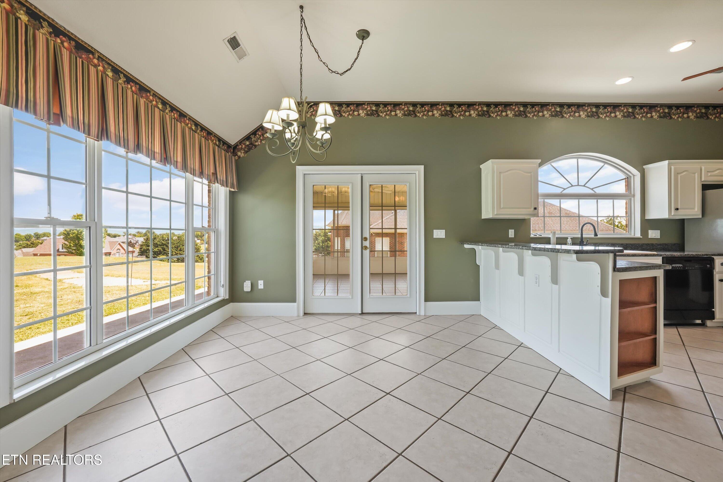 435 Royal Oaks Drive Maryville TN 37801