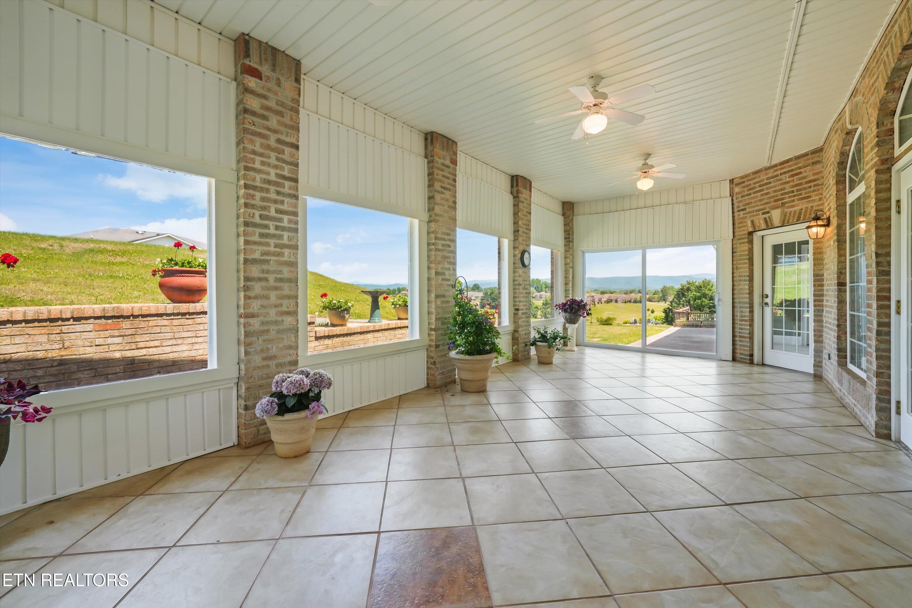 435 Royal Oaks Drive Maryville TN 37801
