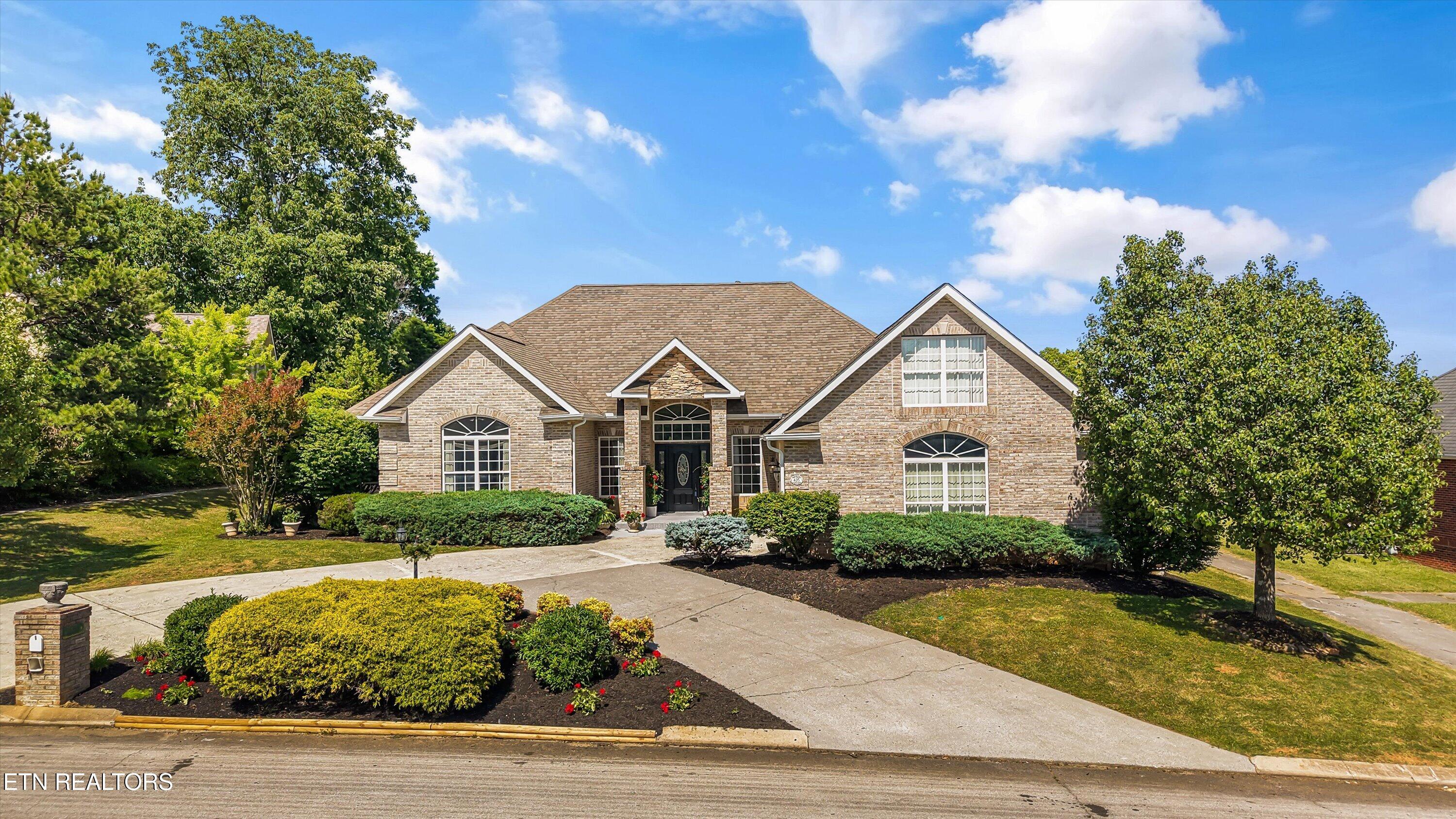 435 Royal Oaks Drive Maryville TN 37801