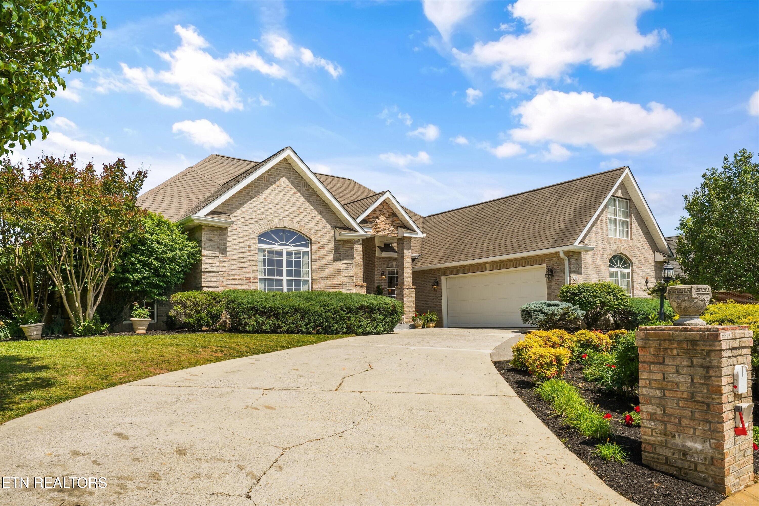 435 Royal Oaks Drive Maryville TN 37801