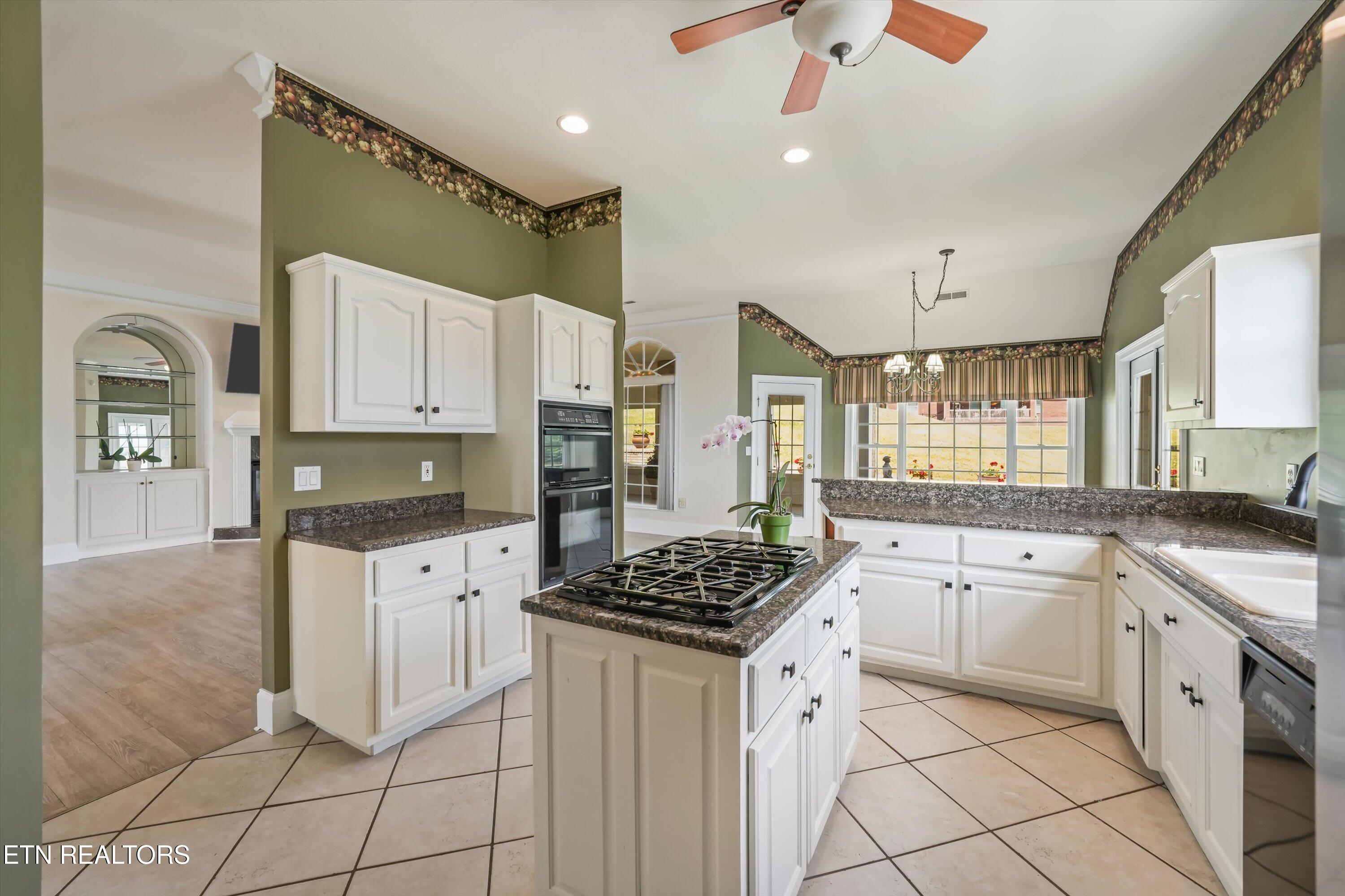 435 Royal Oaks Drive Maryville TN 37801