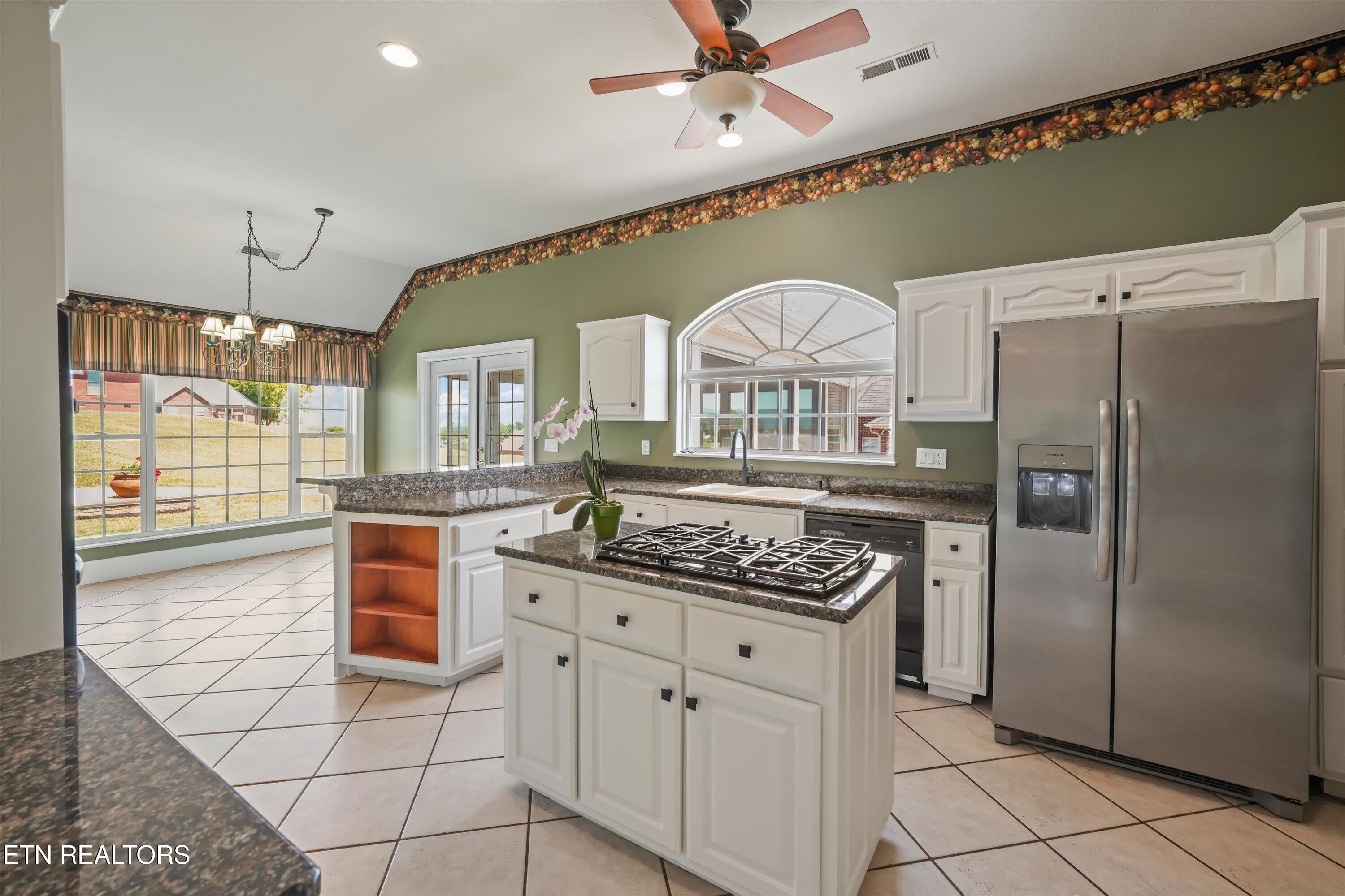 435 Royal Oaks Drive Maryville TN 37801