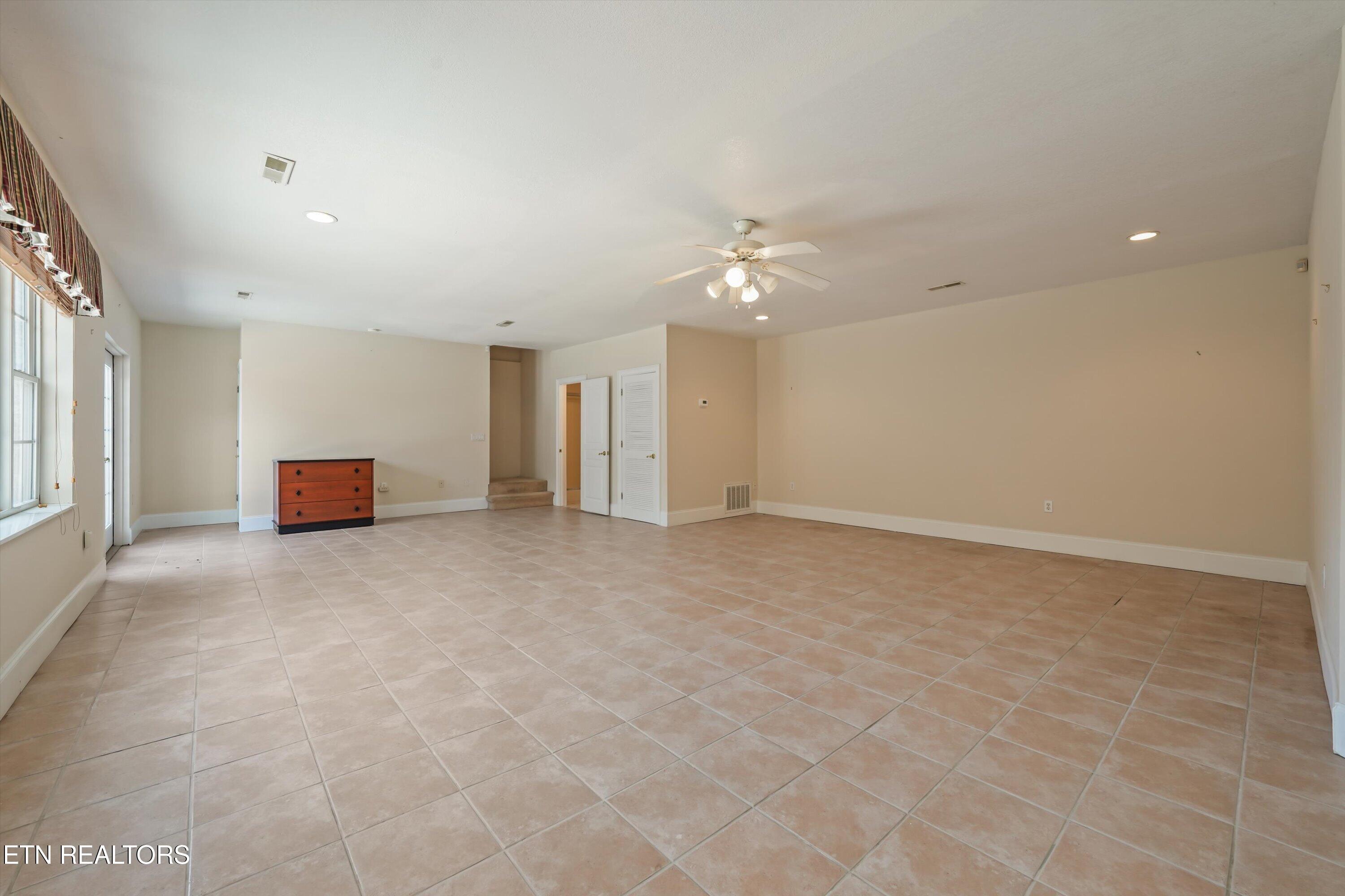 435 Royal Oaks Drive Maryville TN 37801