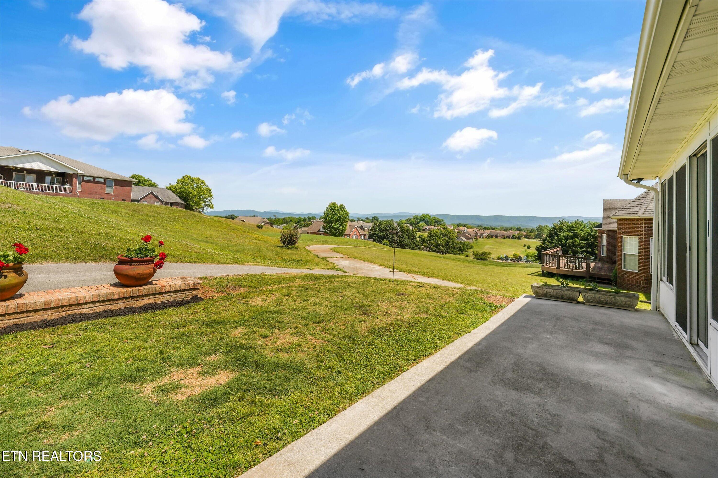 435 Royal Oaks Drive Maryville TN 37801