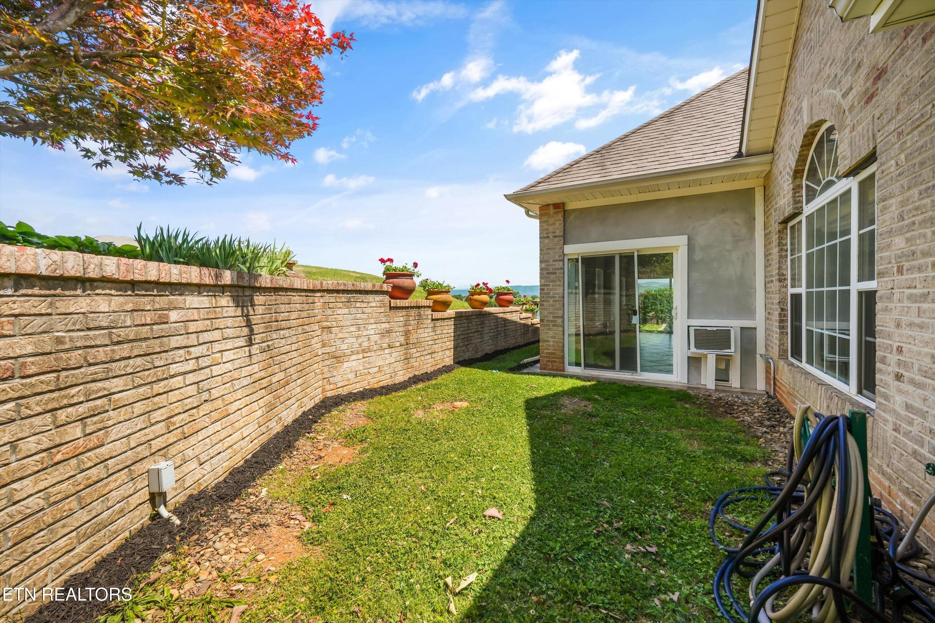 435 Royal Oaks Drive Maryville TN 37801