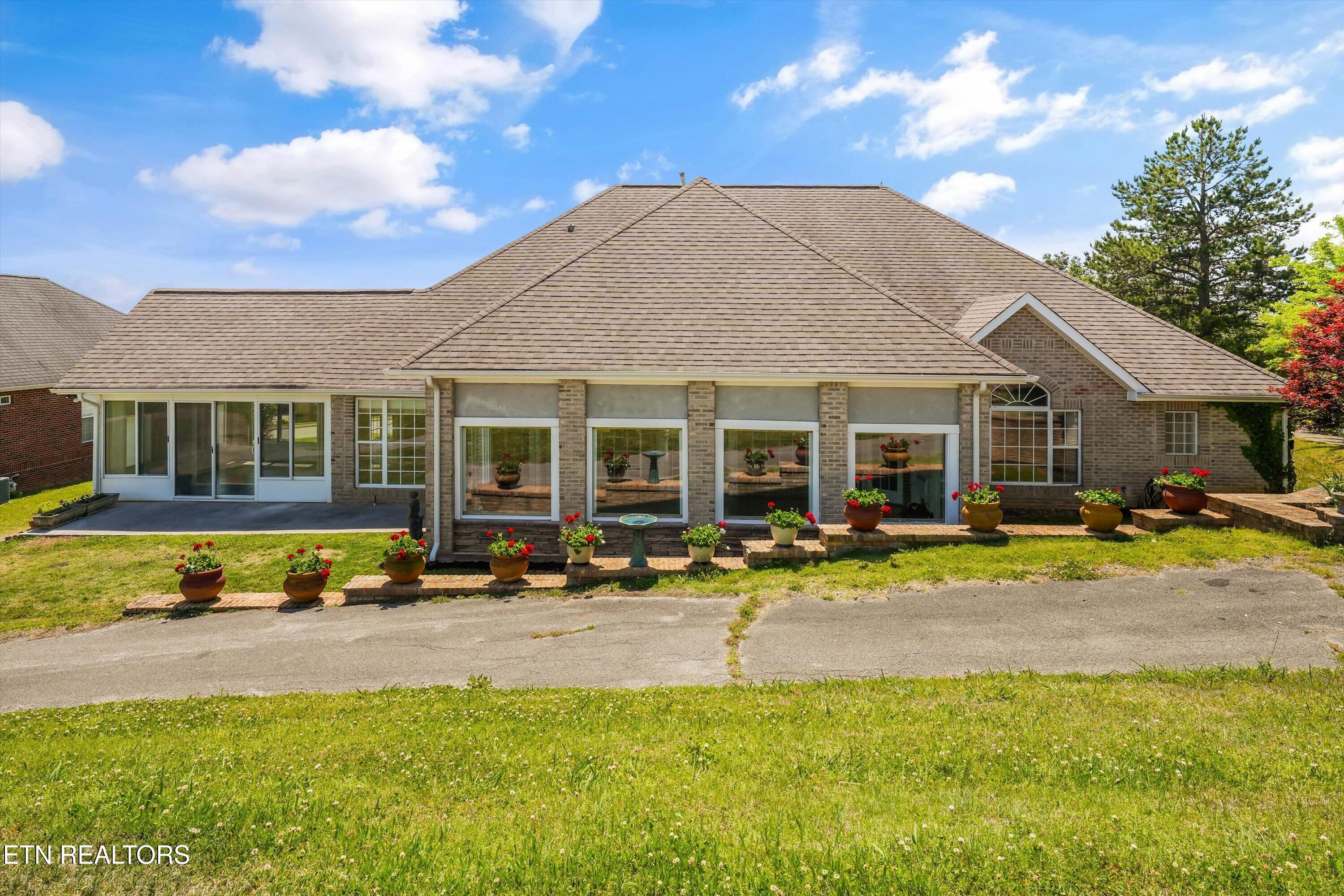 435 Royal Oaks Drive Maryville TN 37801