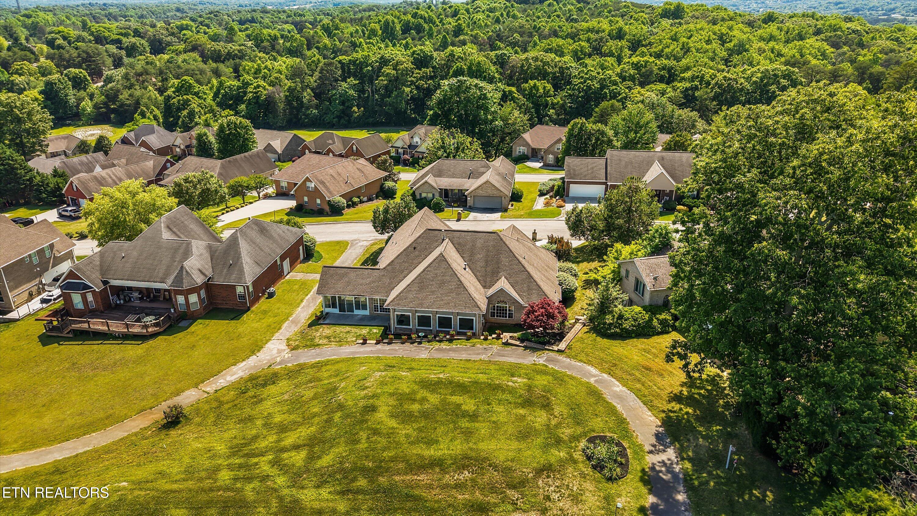 435 Royal Oaks Drive Maryville TN 37801