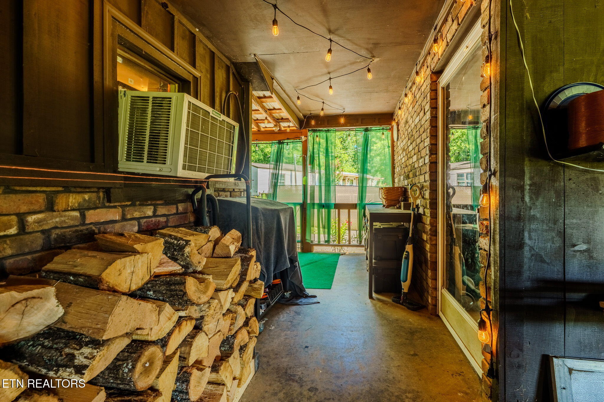 891 Tolley Hollow Road Newport TN 37821