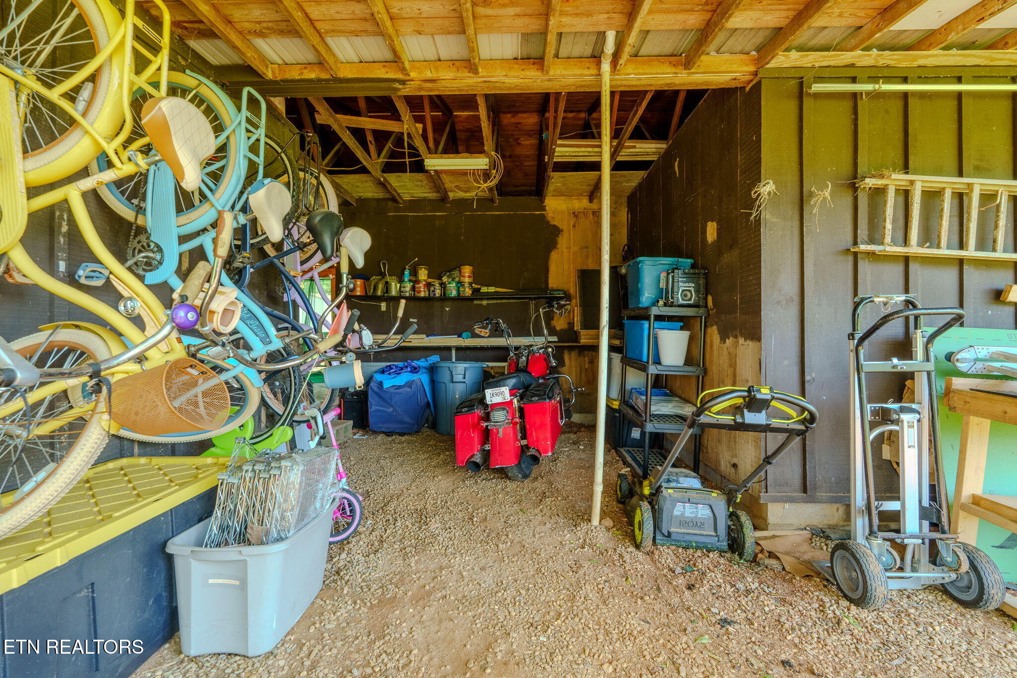 891 Tolley Hollow Road Newport TN 37821