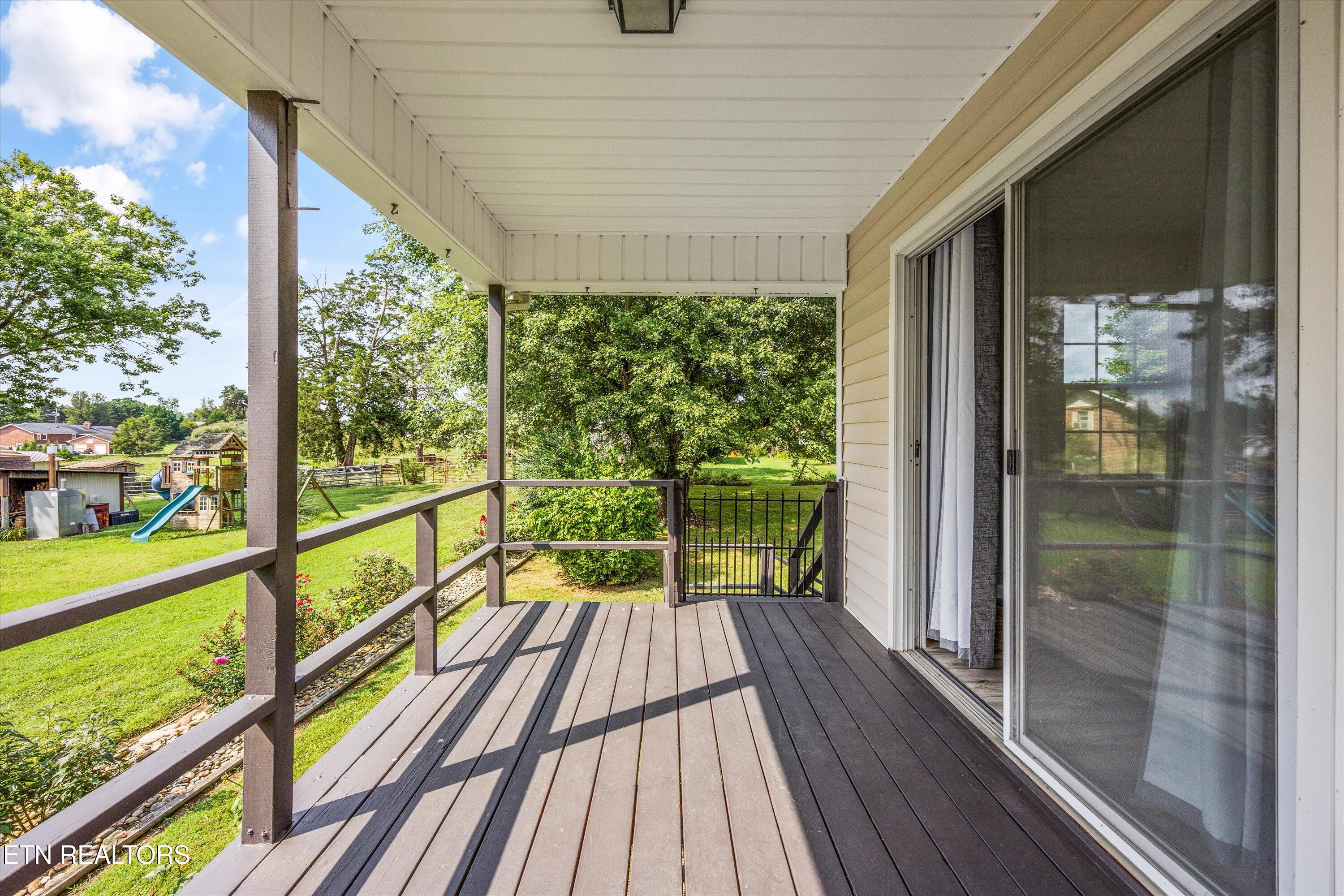 106 Stowers Drive Corryton TN 37721