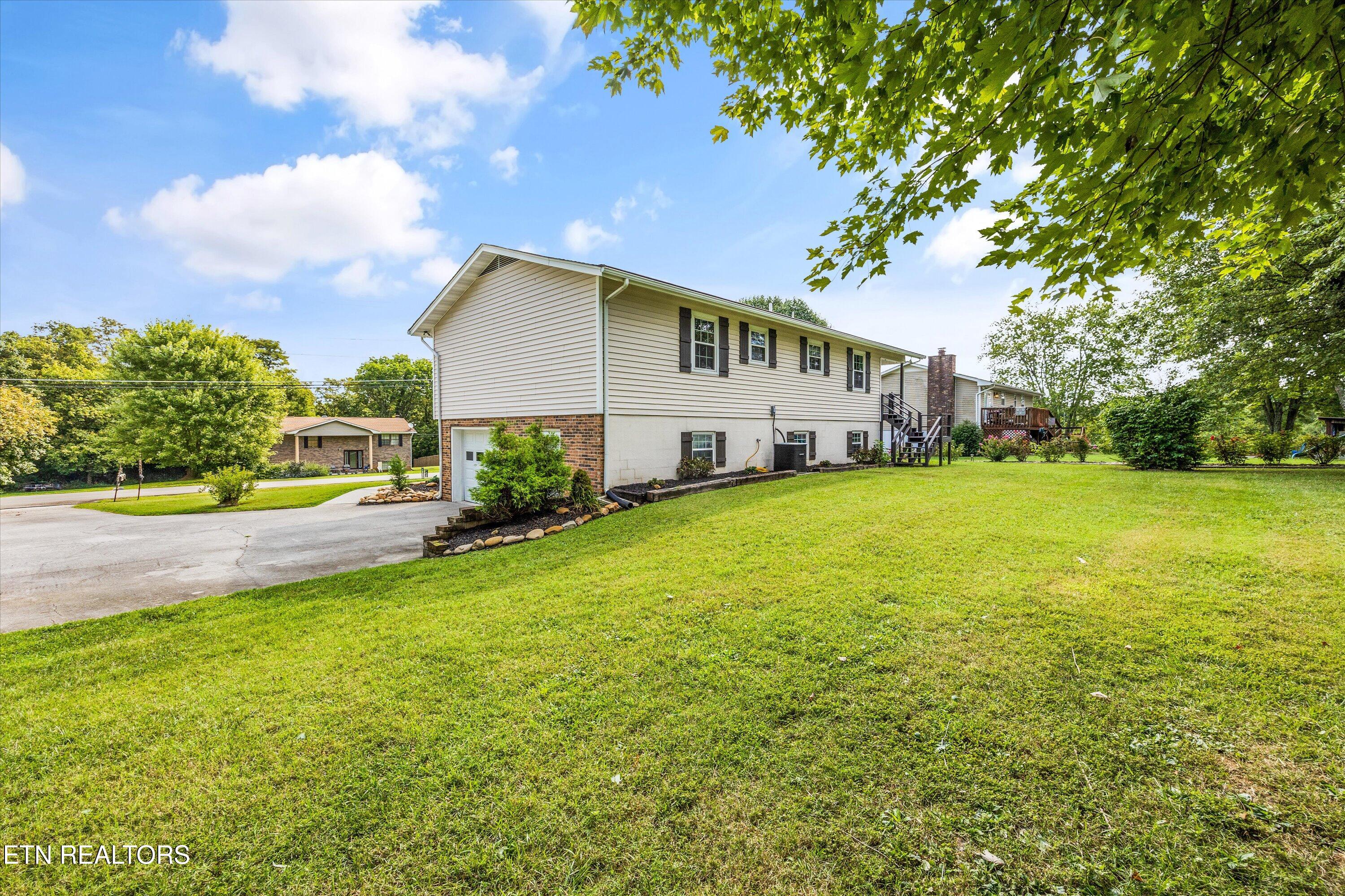 106 Stowers Drive Corryton TN 37721