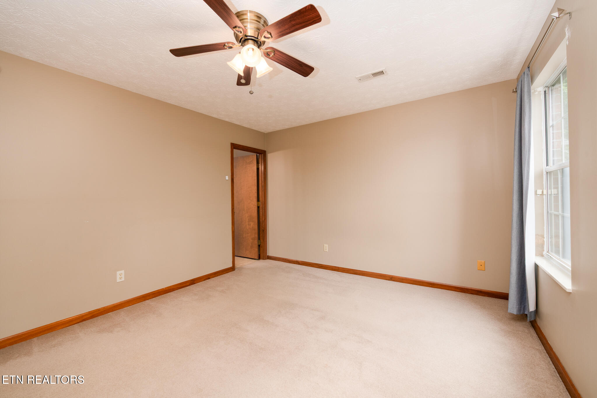 814 Valerie Lane Knoxville TN 37938