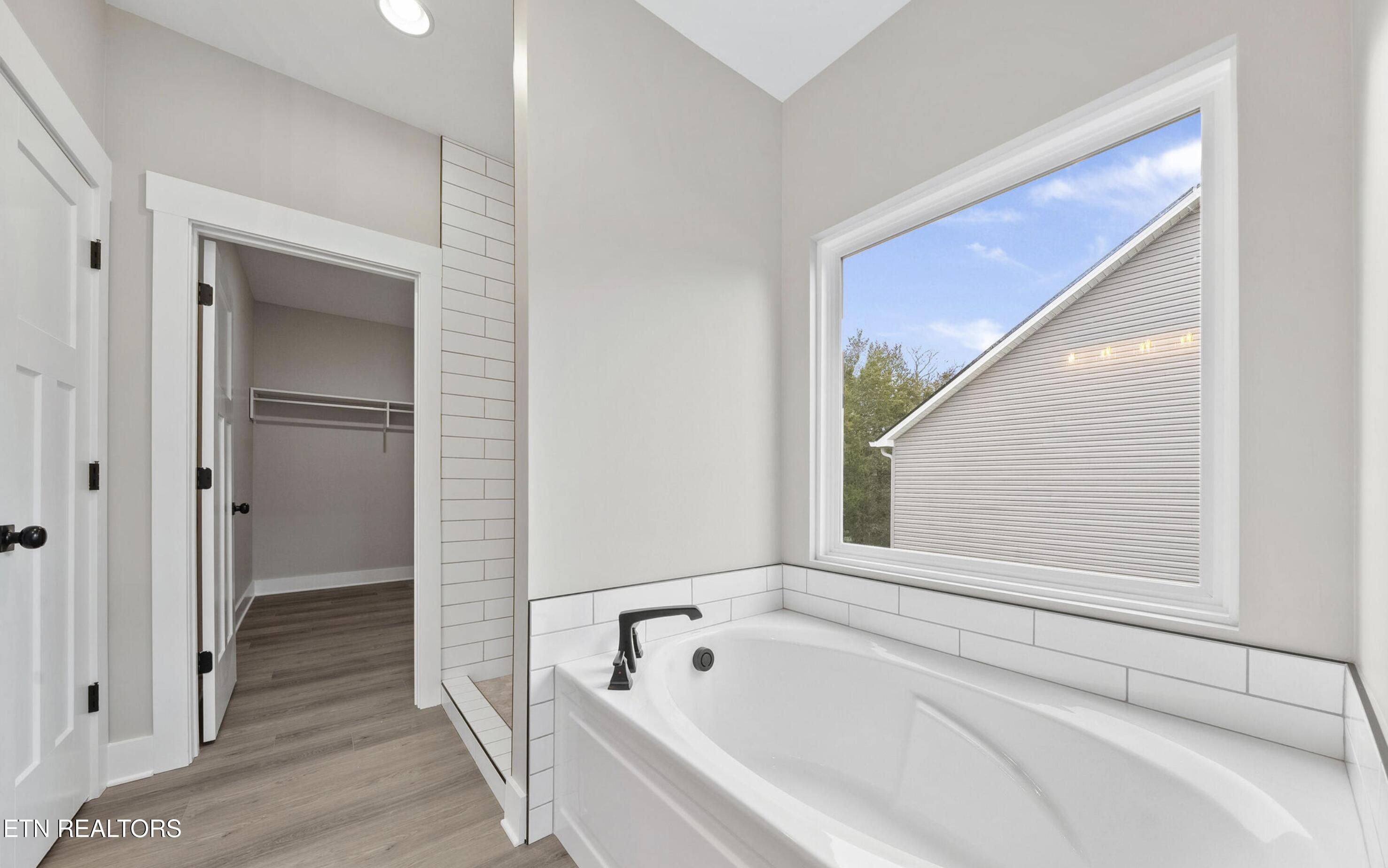 5312 Golden Eagle Lane Corryton TN 37721