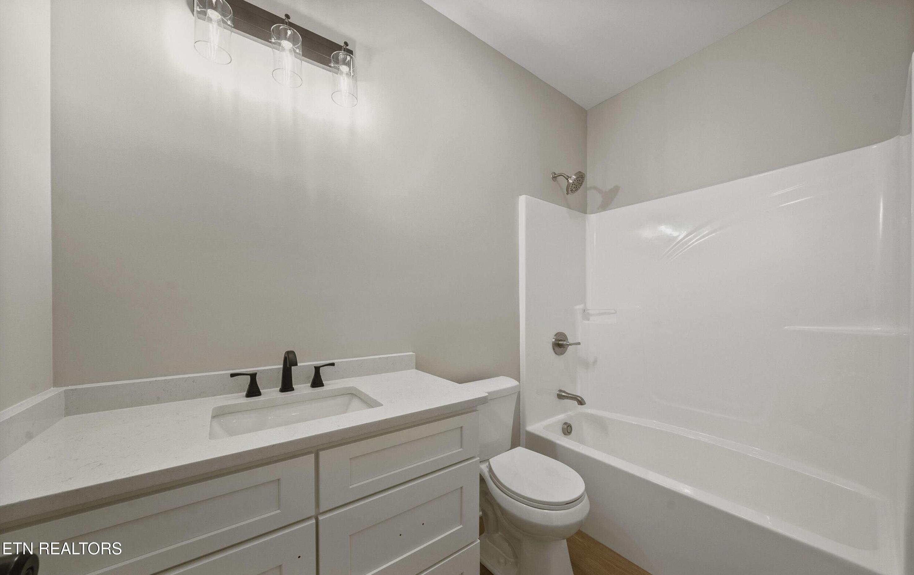 5312 Golden Eagle Lane Corryton TN 37721