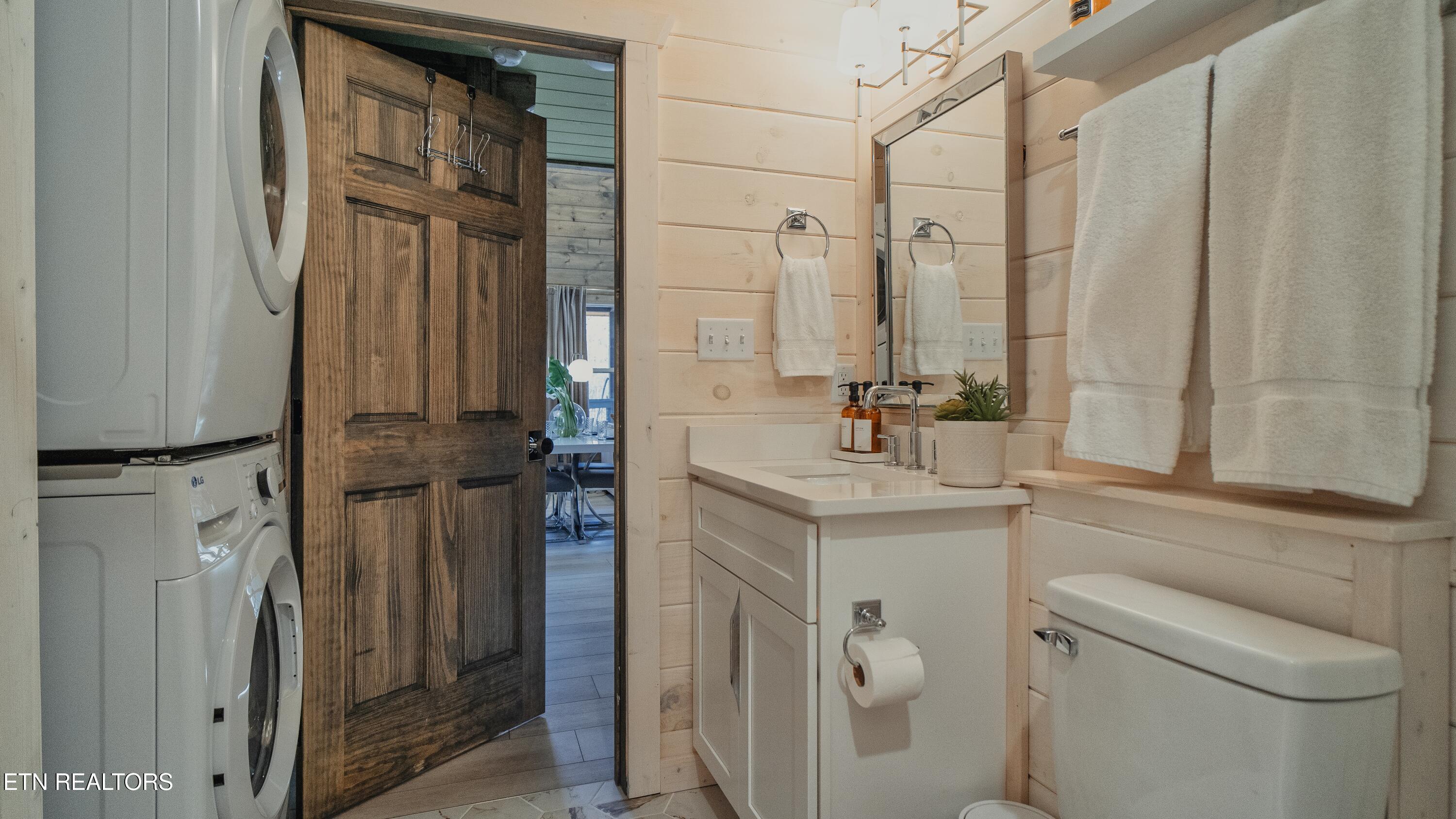 233 Cherokee Path Way Sevierville TN 37876