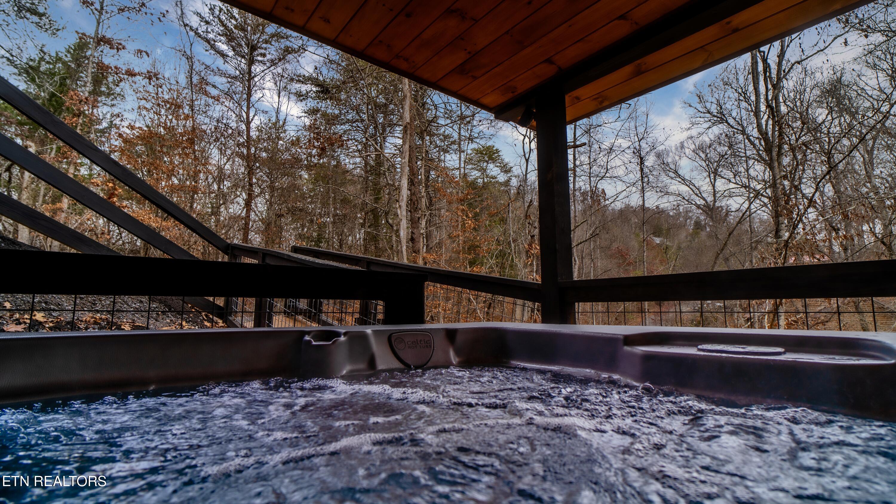 233 Cherokee Path Way Sevierville TN 37876