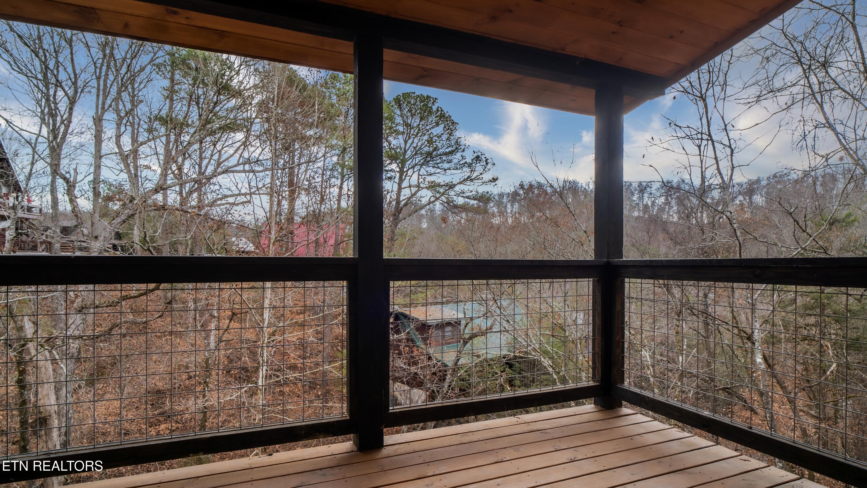 233 Cherokee Path Way Sevierville TN 37876