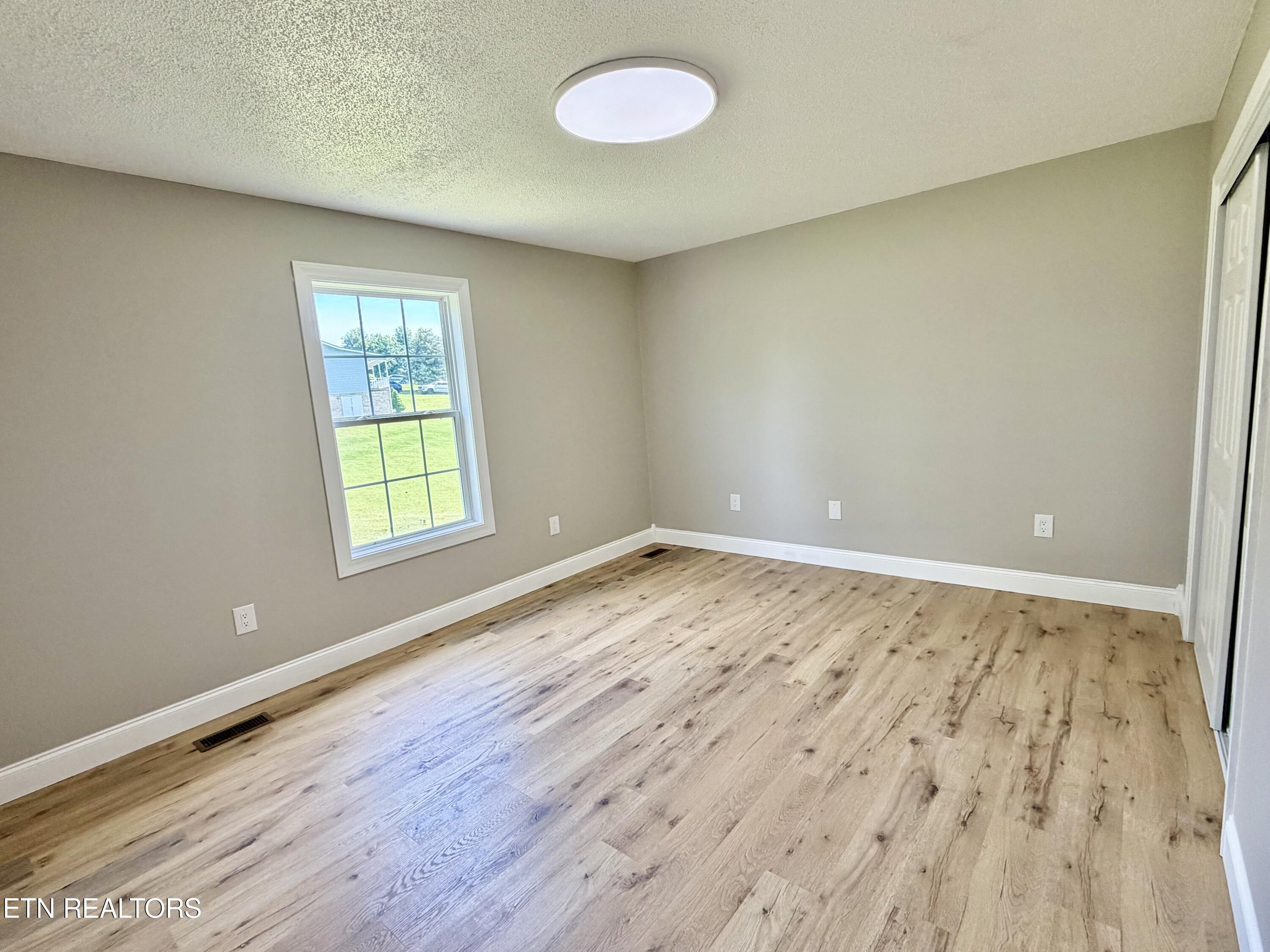 280 Baldwin Hill Road Tazewell TN 37879