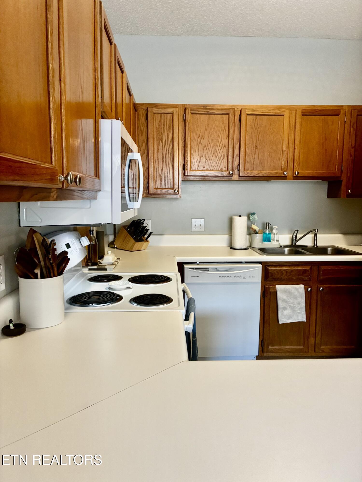 10024 Greylock Way Knoxville TN 37931