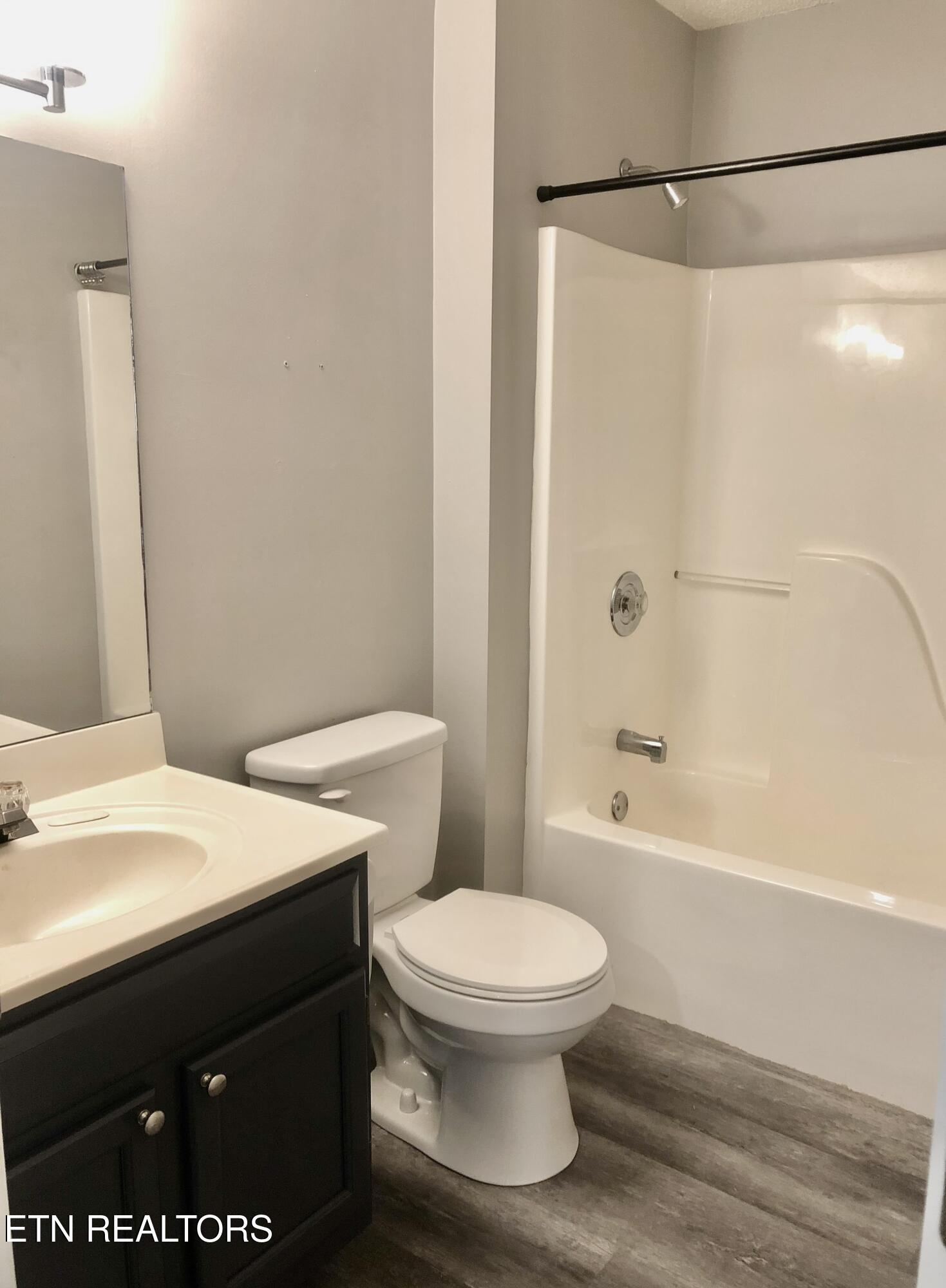 10024 Greylock Way Knoxville TN 37931
