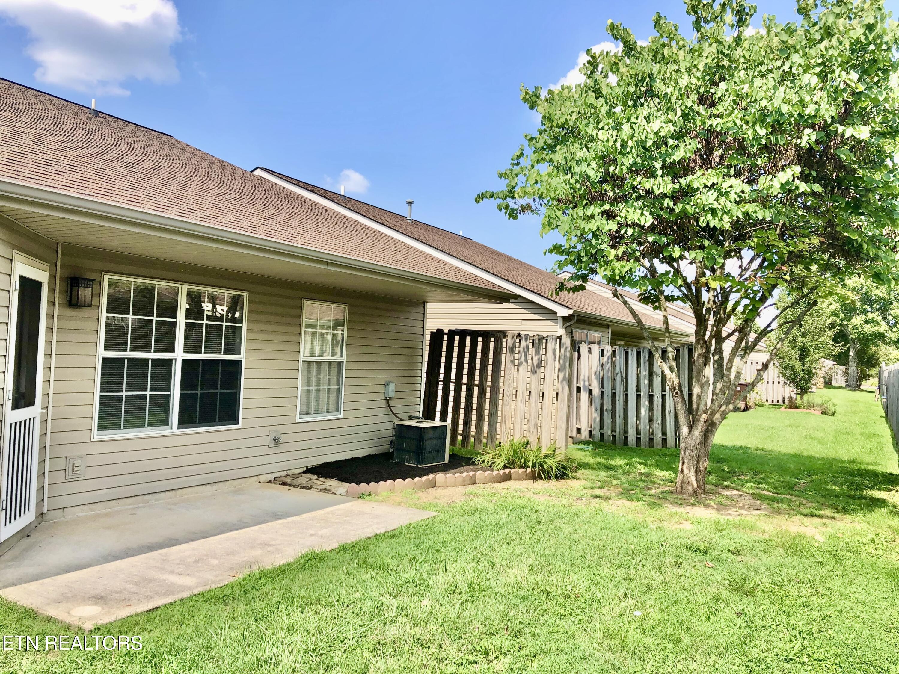 10024 Greylock Way Knoxville TN 37931