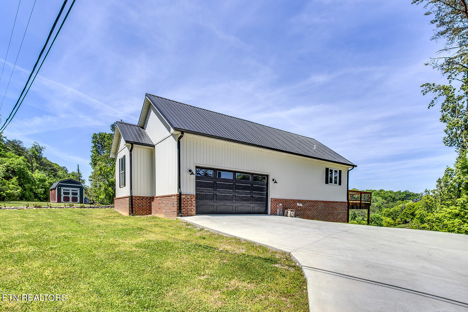 1056 Chula Vista Drive Friendsville TN 37737