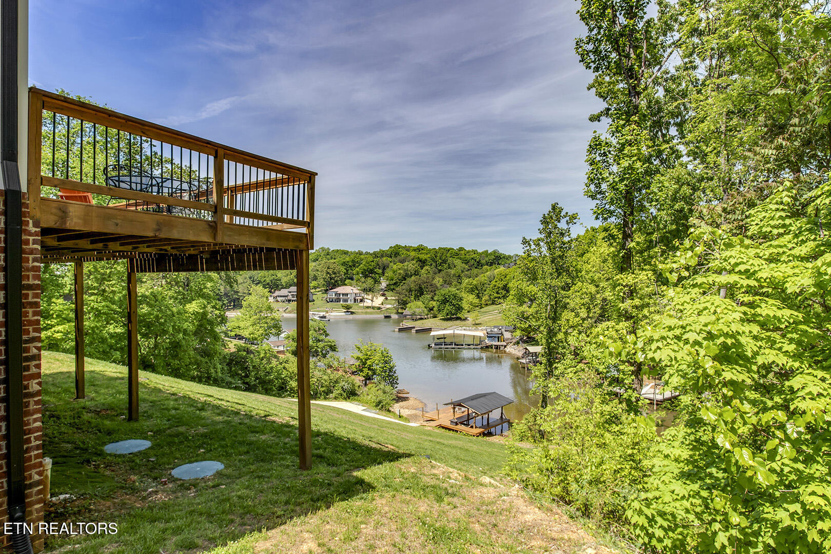 1056 Chula Vista Drive Friendsville TN 37737