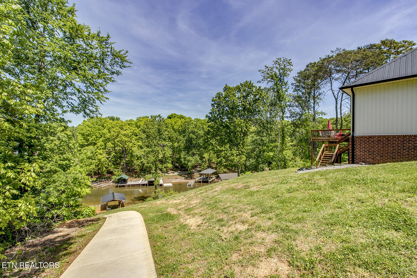 1056 Chula Vista Drive Friendsville TN 37737