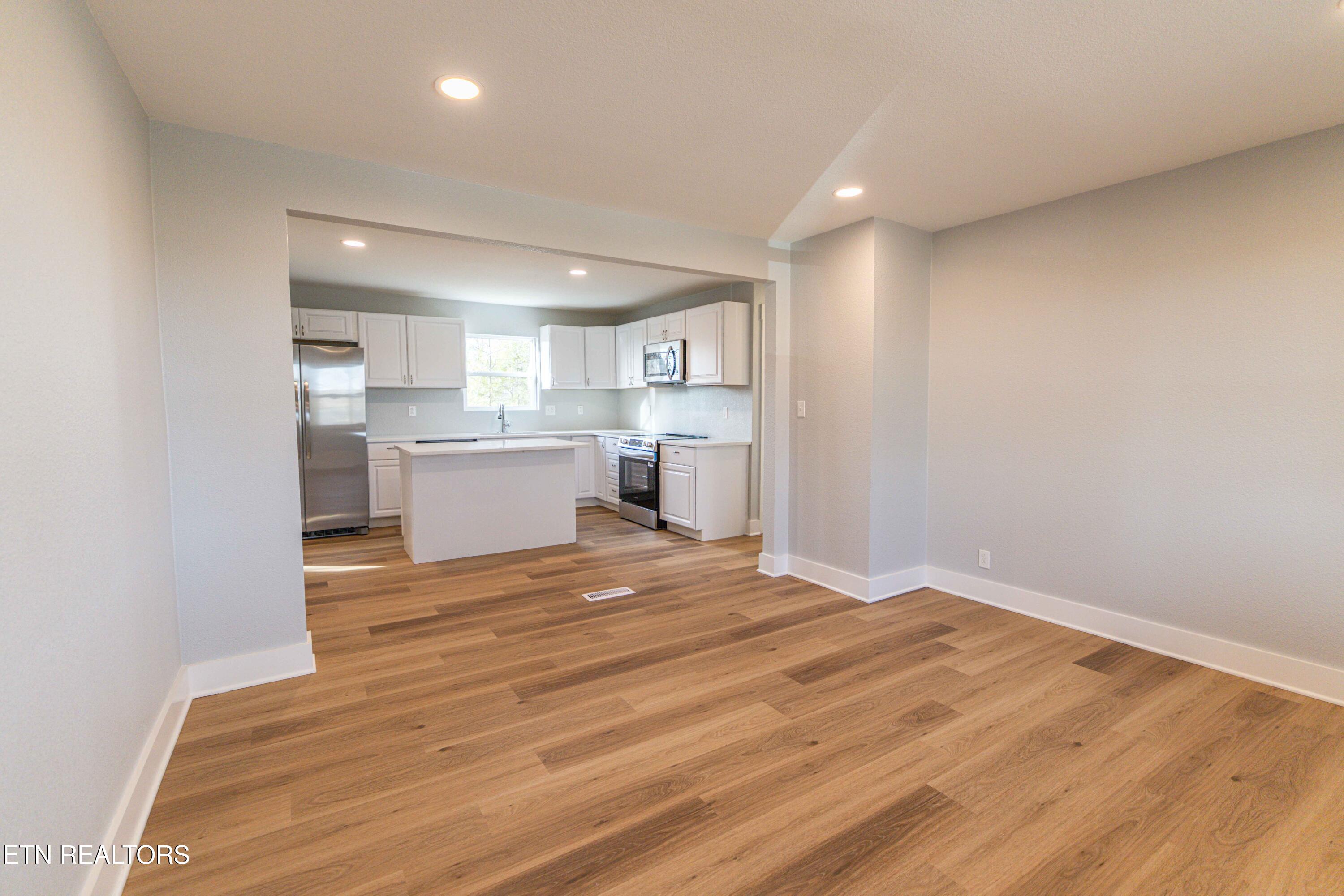 1909 Matthew Lane Knoxville TN 37923