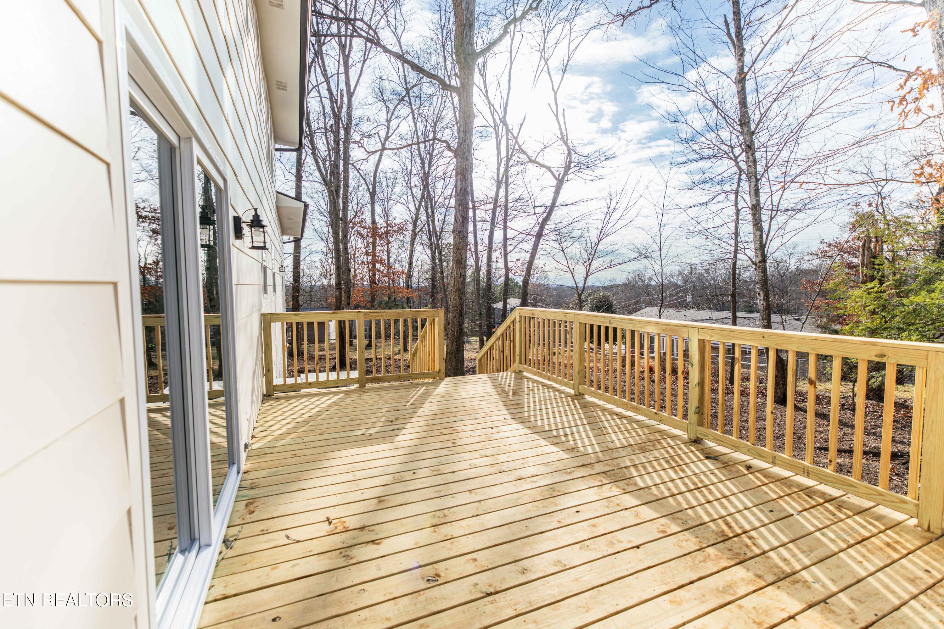 1909 Matthew Lane Knoxville TN 37923