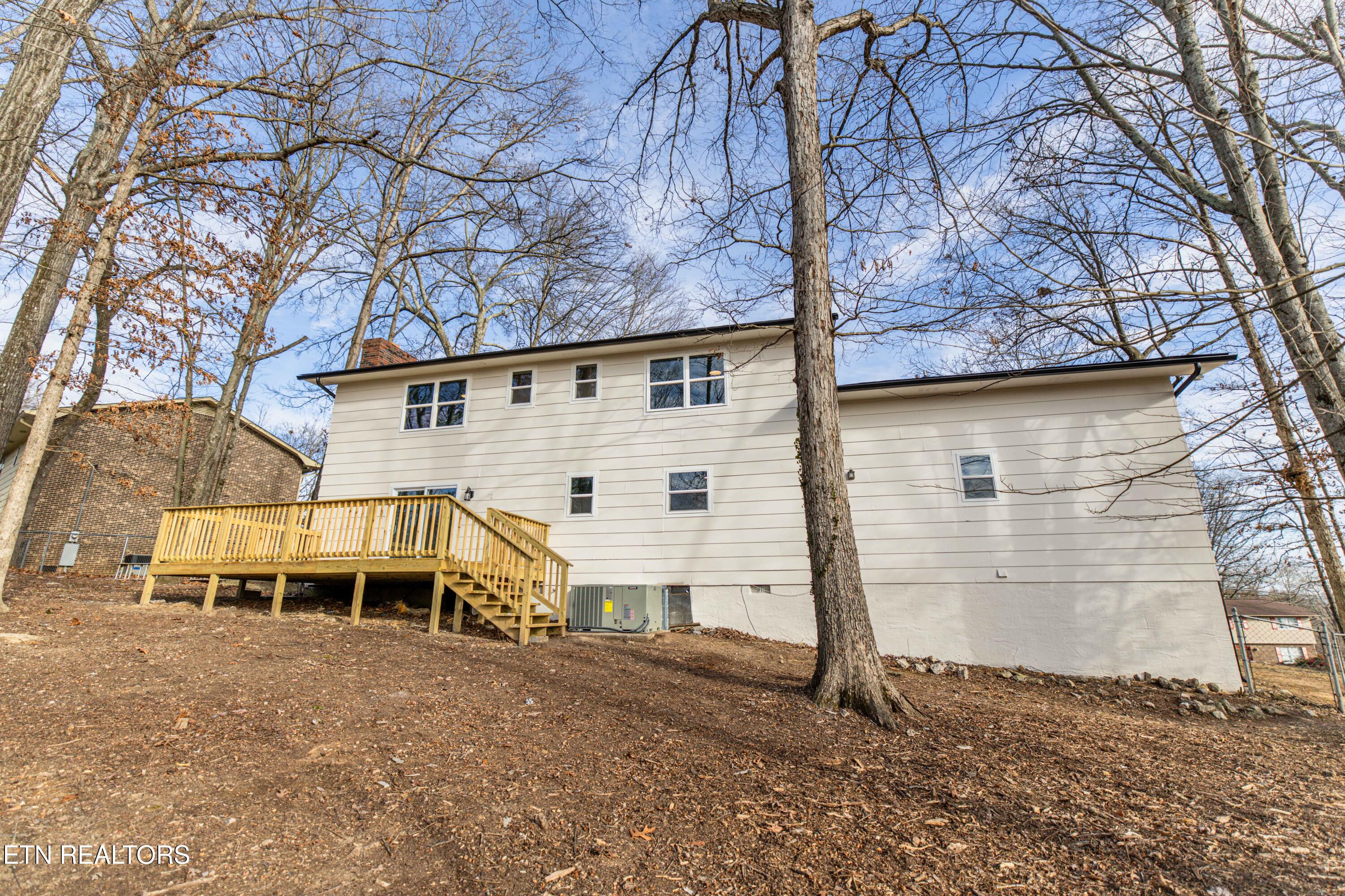 1909 Matthew Lane Knoxville TN 37923
