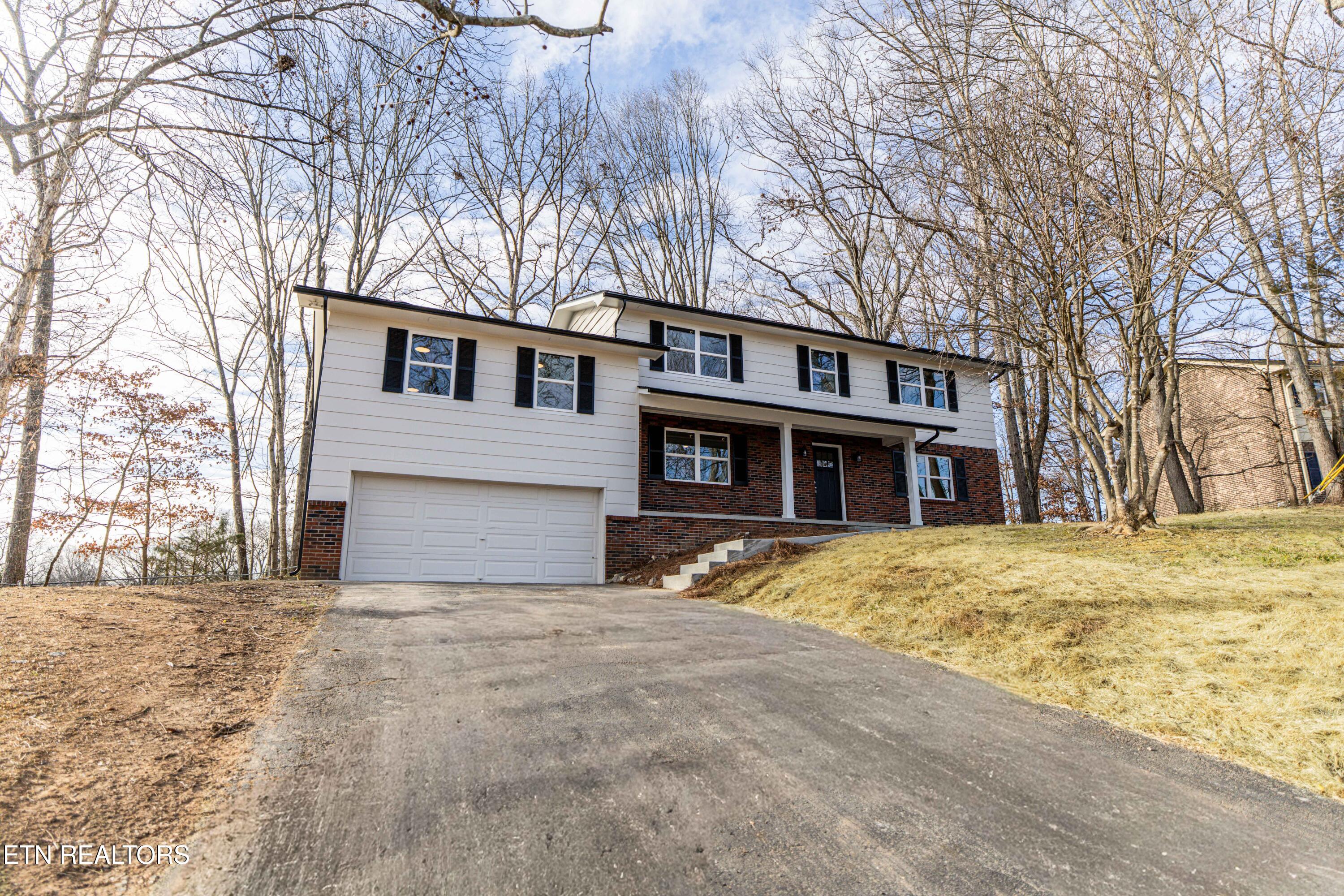 1909 Matthew Lane Knoxville TN 37923